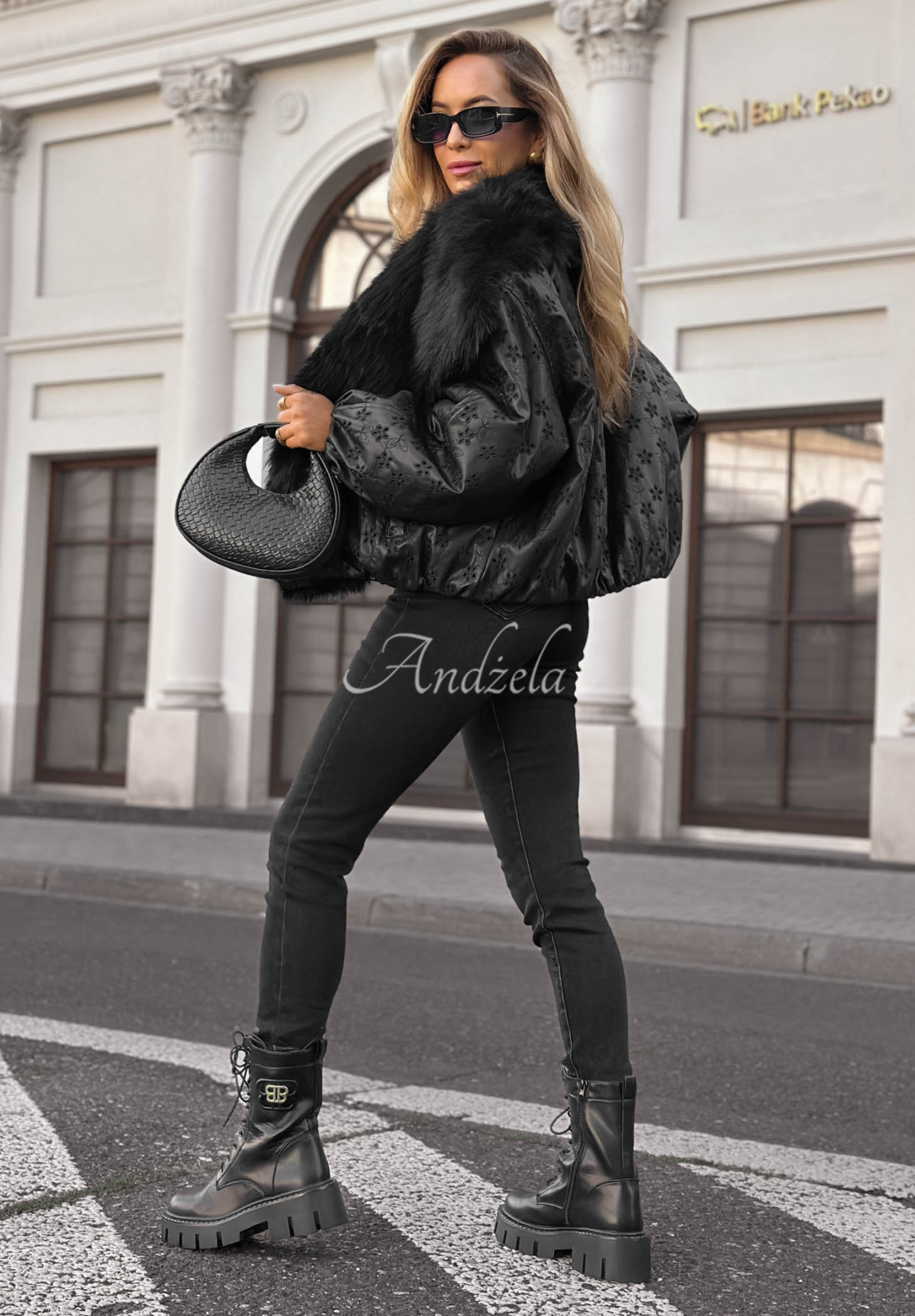Gemusterte Jacke mit Pelz True Balance Schwarz