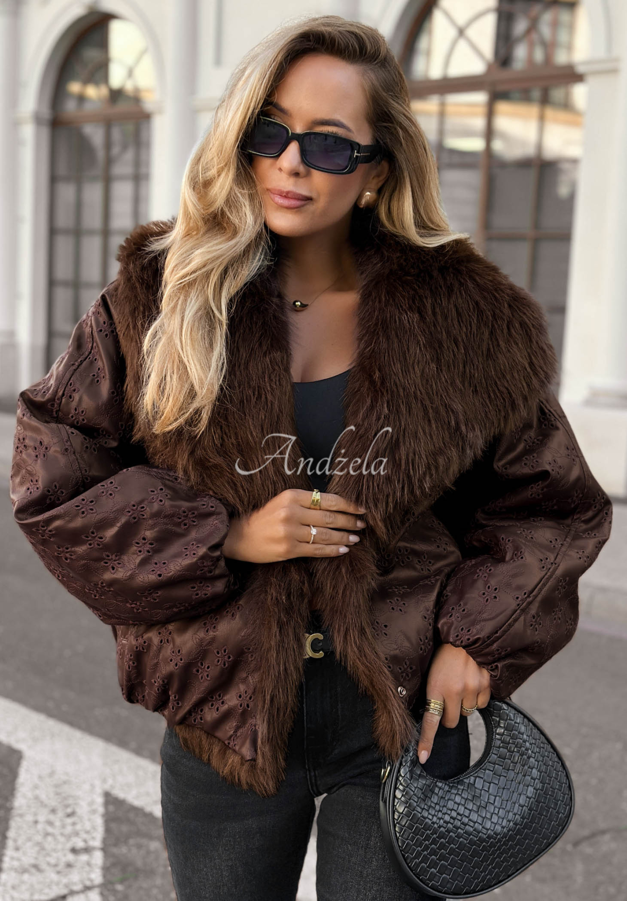 Gemusterte Jacke mit Pelz True Balance Schokoladenbraun