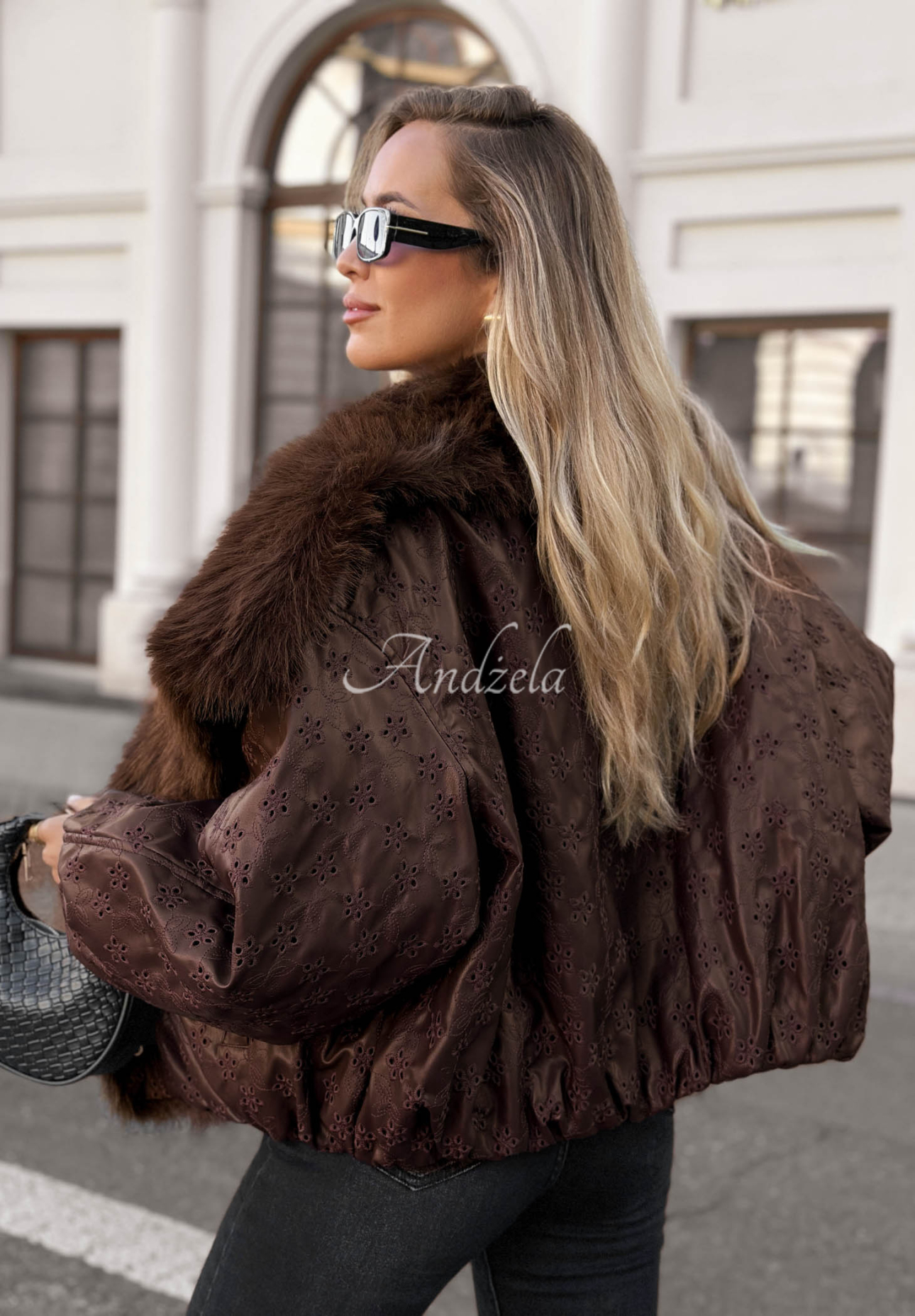 Gemusterte Jacke mit Pelz True Balance Schokoladenbraun