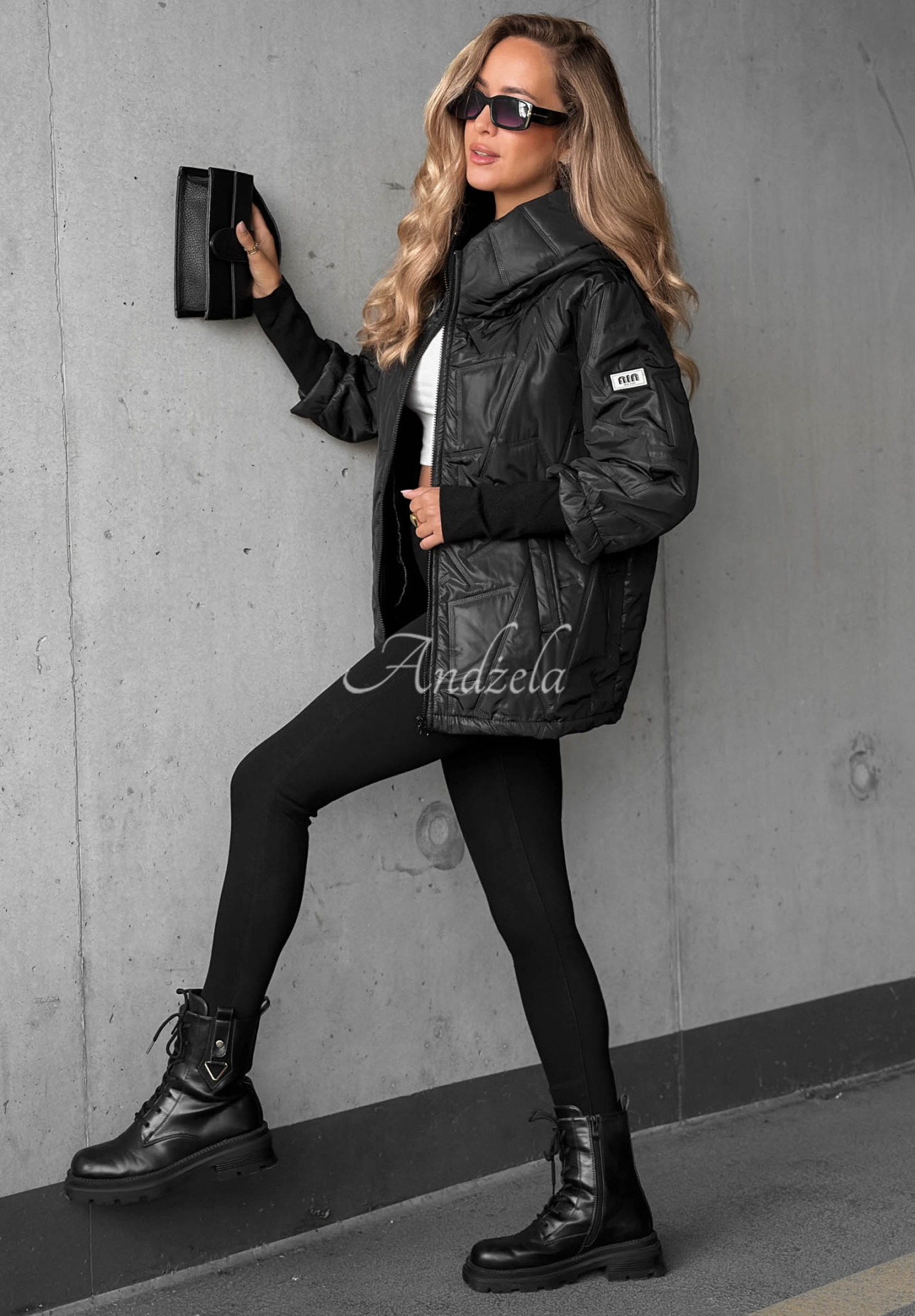 Gesteppte Jacke mit Kapuze Soft Touch Schwarz