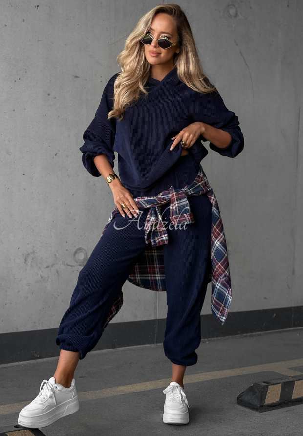Cord-Set Sweatshirt mit Kapuze und Hose aus Baumwolle Quiet Confidence Dunkelblau