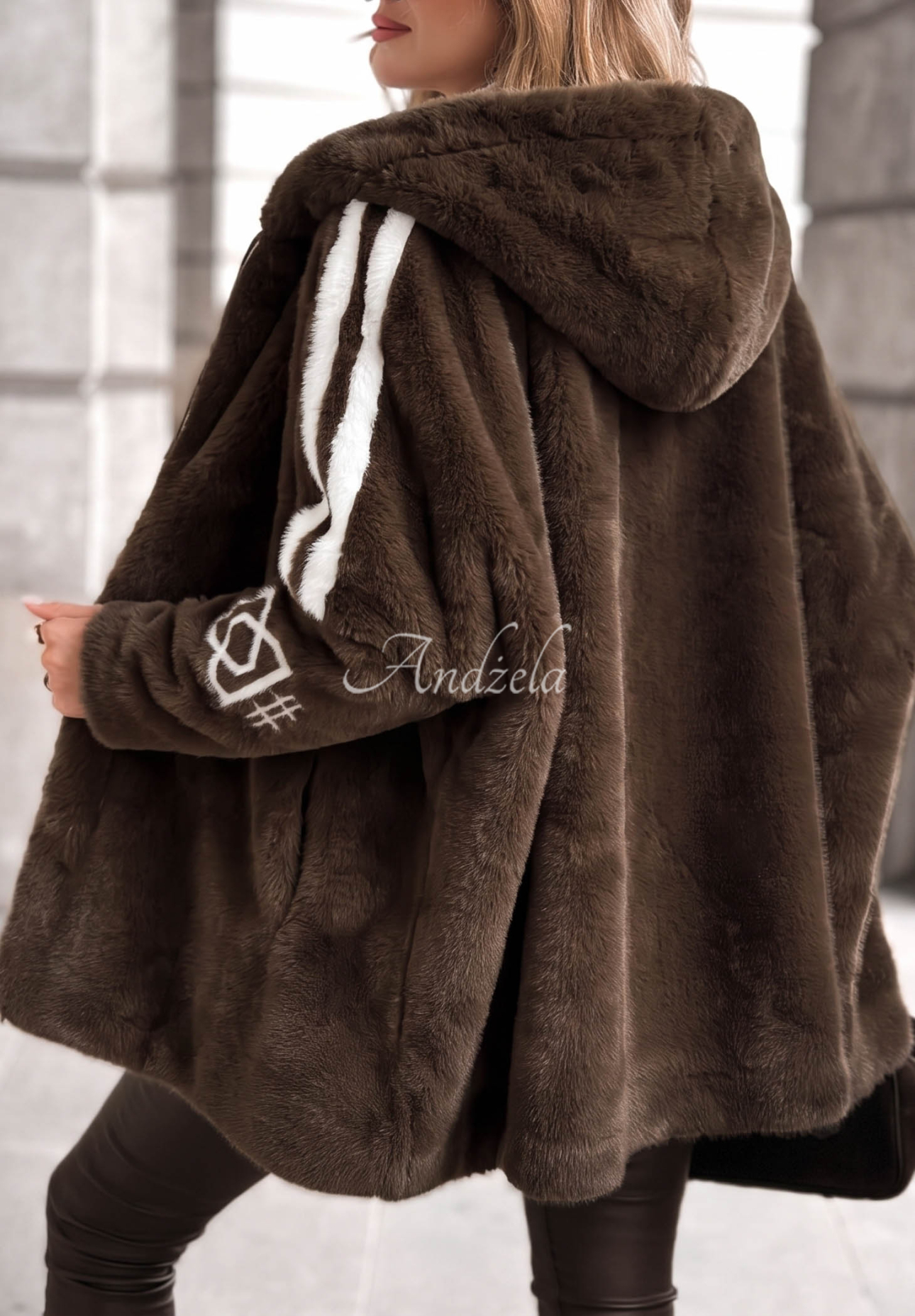 Woll-Alpaka-Jacke mit Angora Choose Me First Schokoladenbraun II