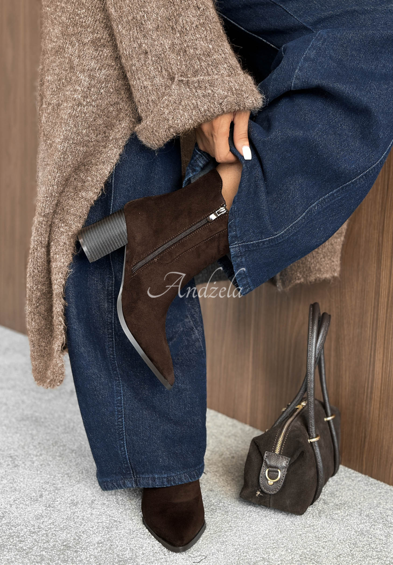 Stiefeletten aus Wildleder mit spitzer Zehenpartie Spiced Latte Schokoladenbraun