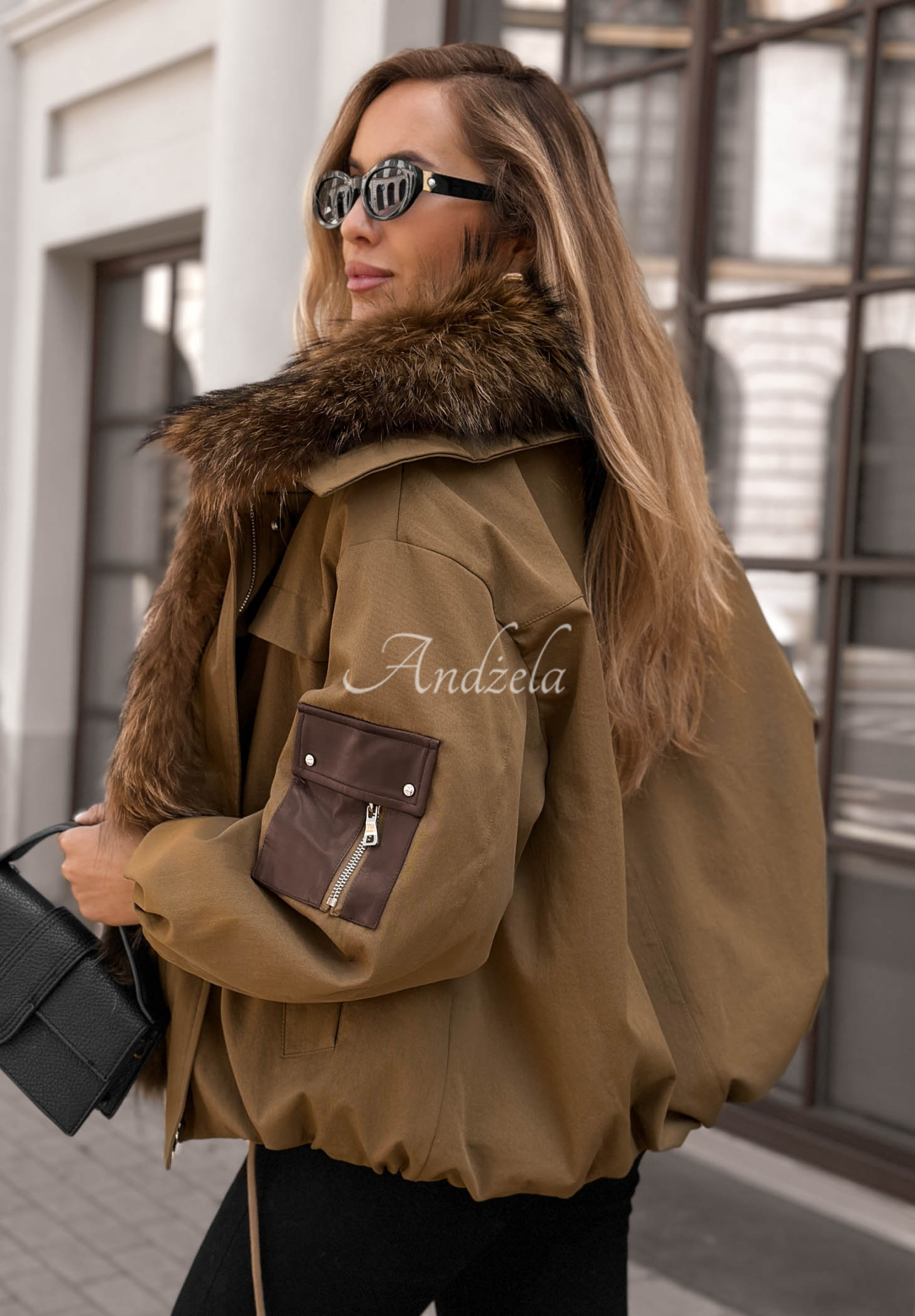 Kurzer Parka mit Pelz Cold North Olivgrün