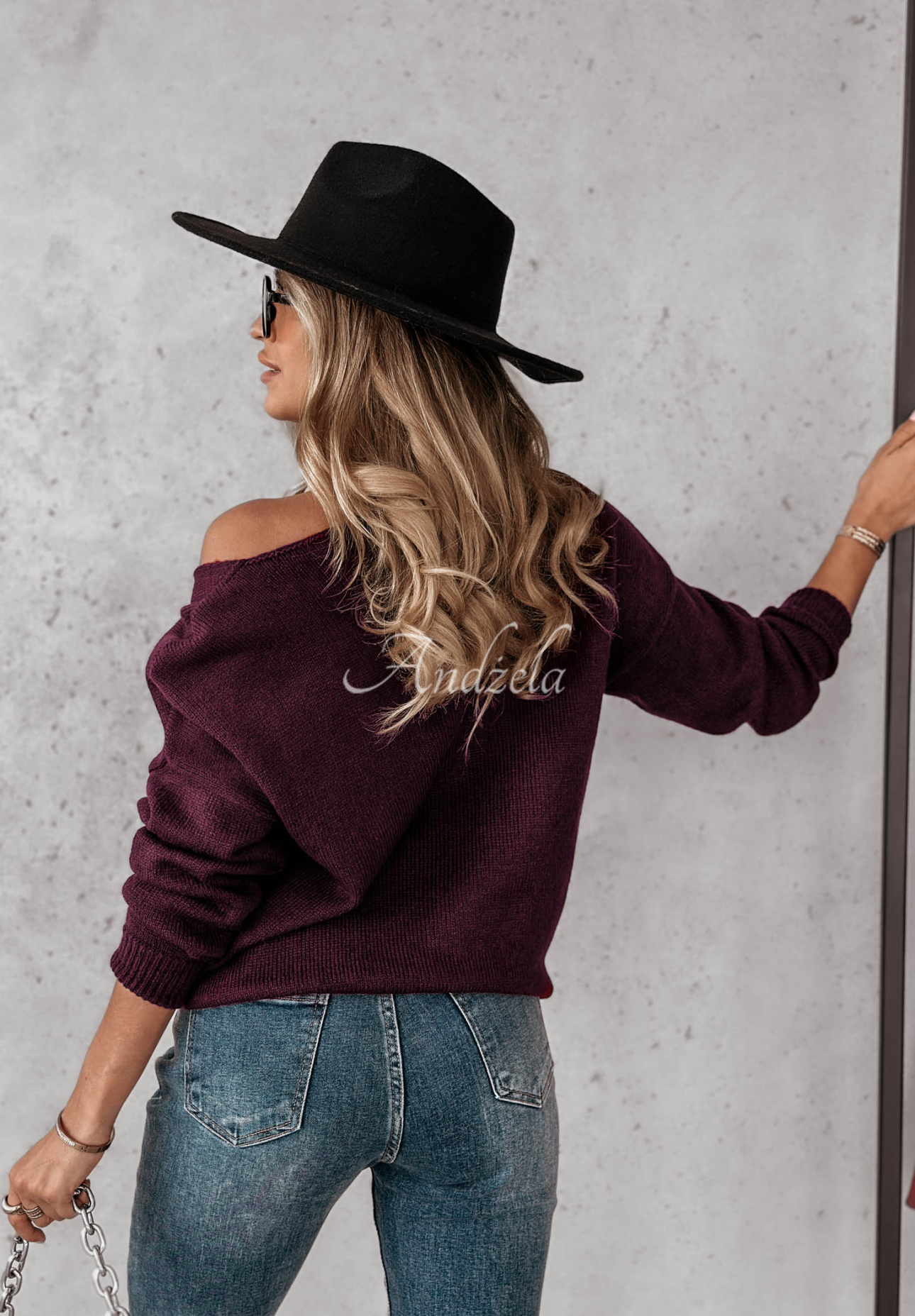 Pullover mit Ausschnitt Caffe Latte Pflaumenfarbe