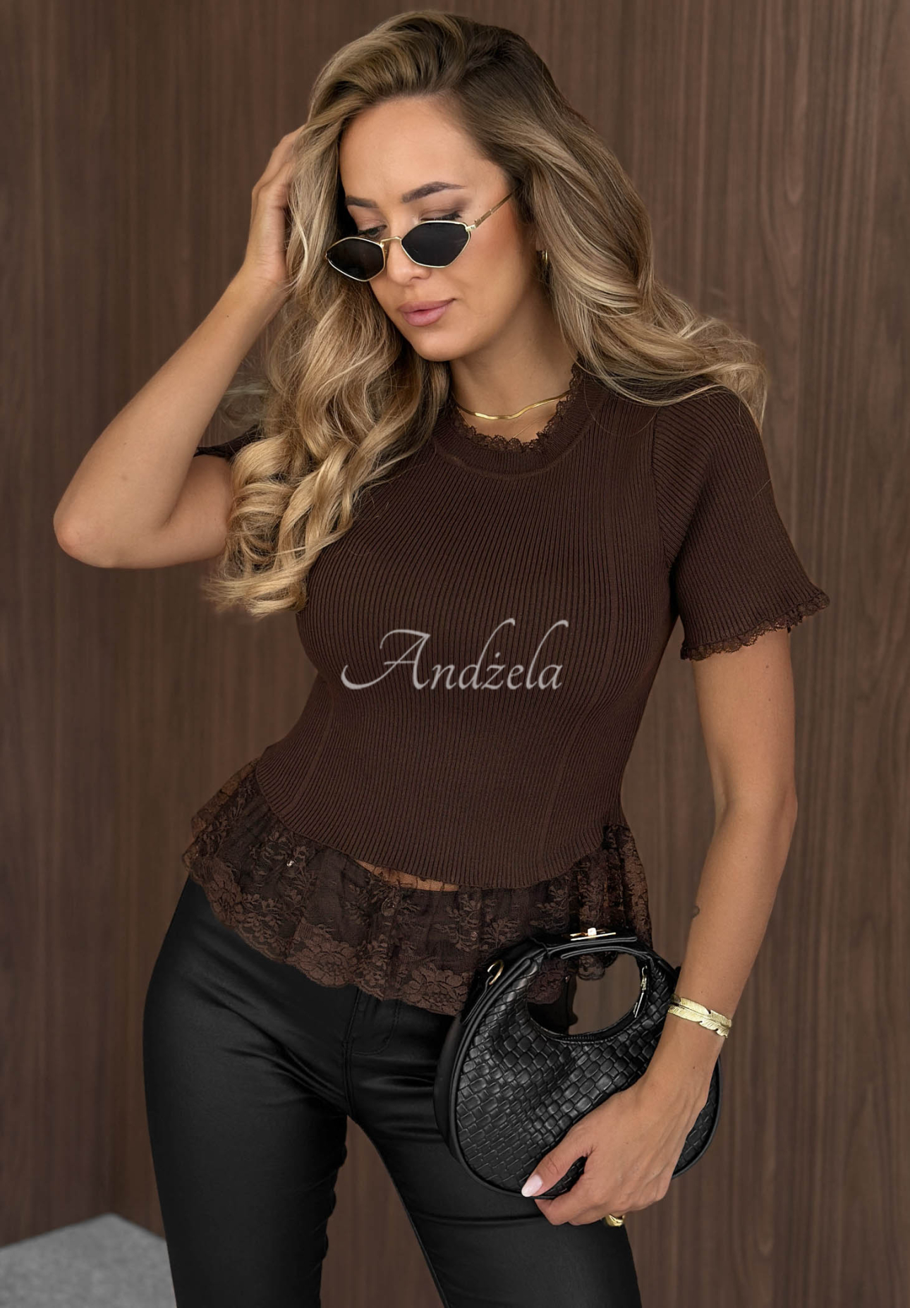 Gerippte Bluse mit Viskosespitze Misty Rose Schokoladenbraun