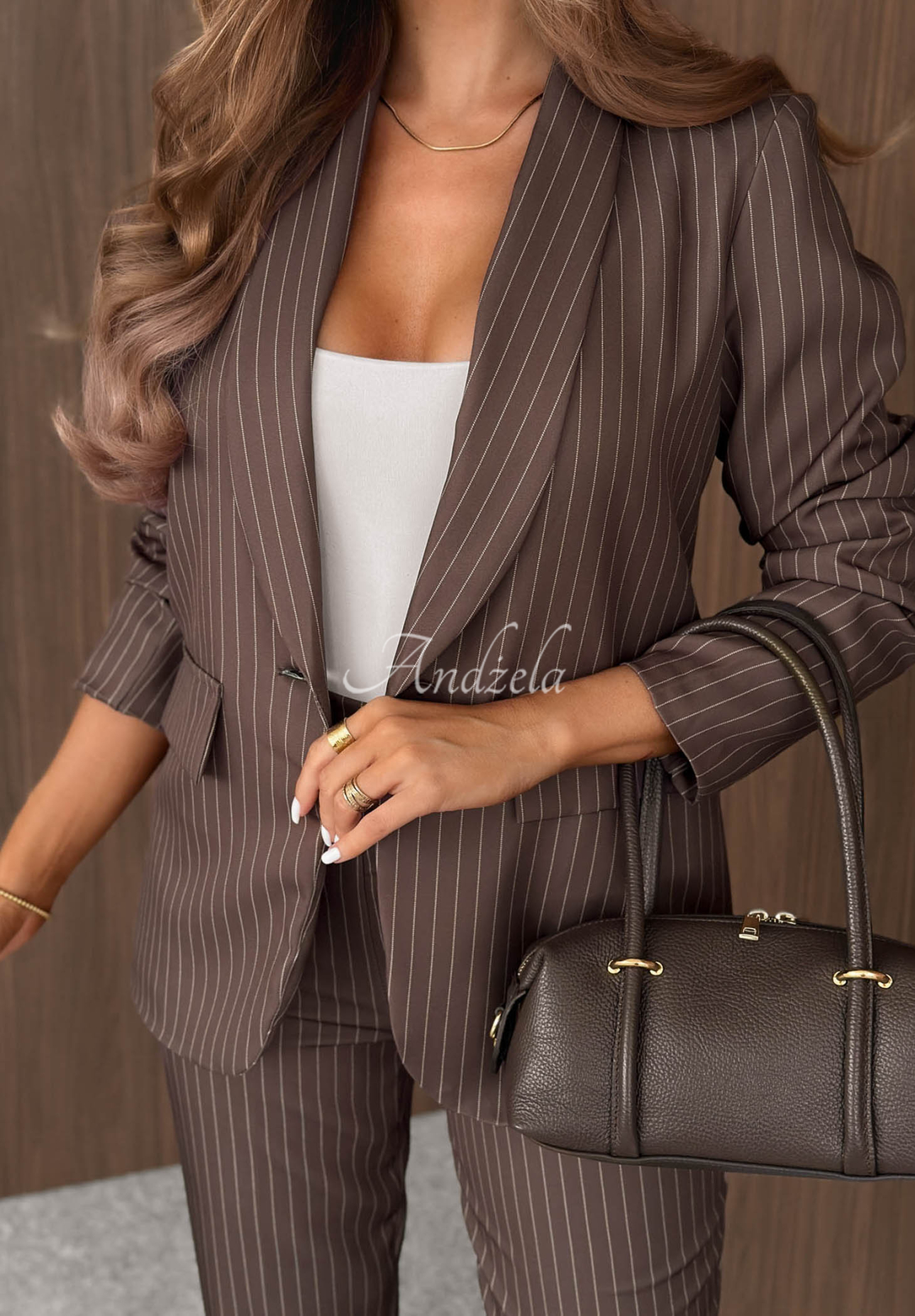 Set Blazer und gestreifte Hose No Time Today Schokoladenbraun