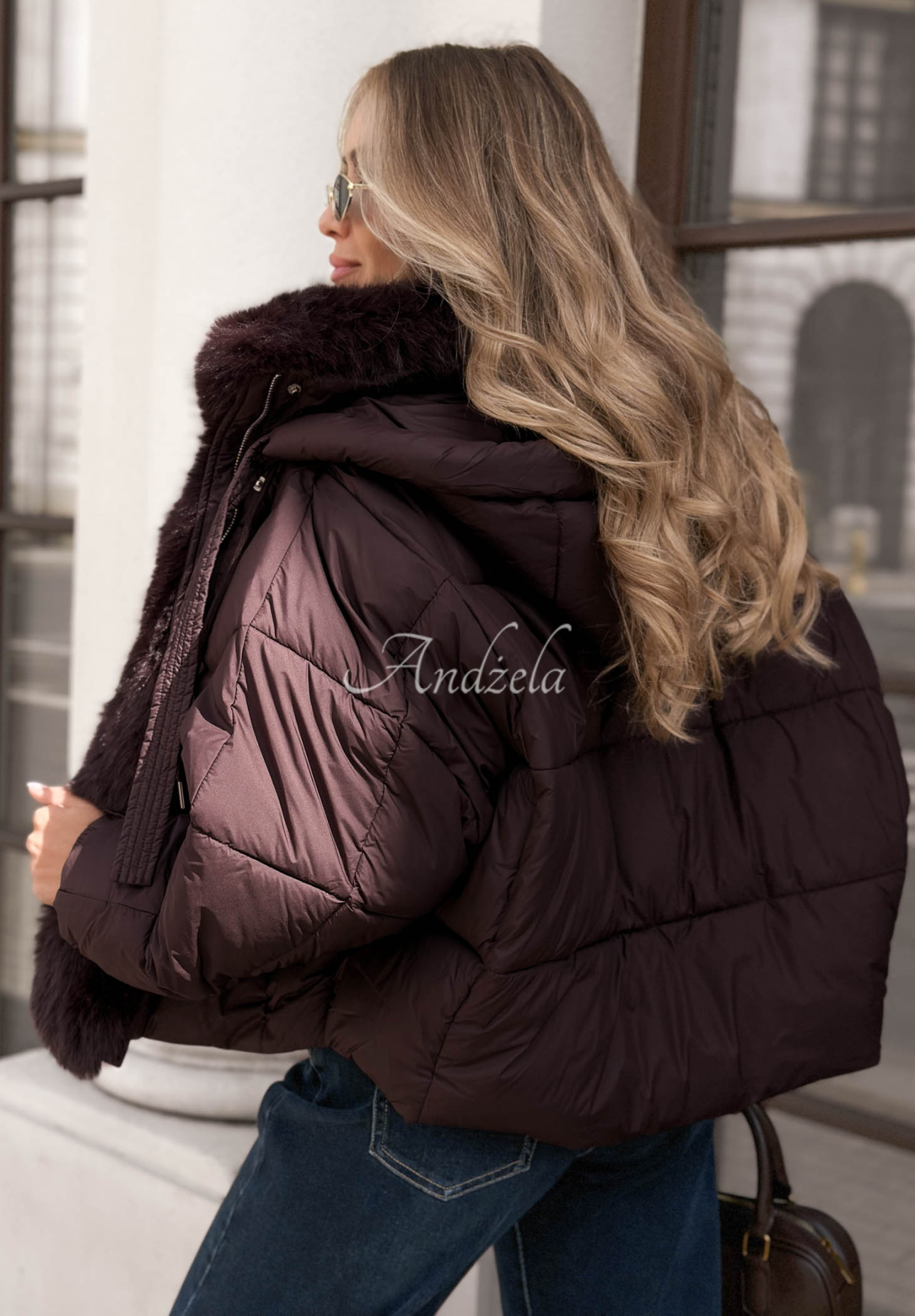 Kurze, gesteppte Jacke mit Kunstfell Frosty Darling Pflaumenfarben