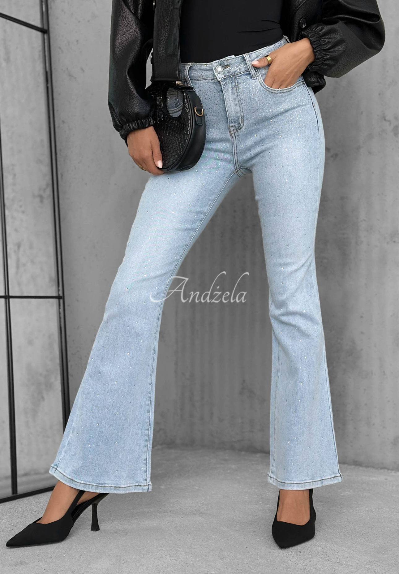 Schlaghose aus Denim mit Strasssteinen Stardust Jeans Hellblau