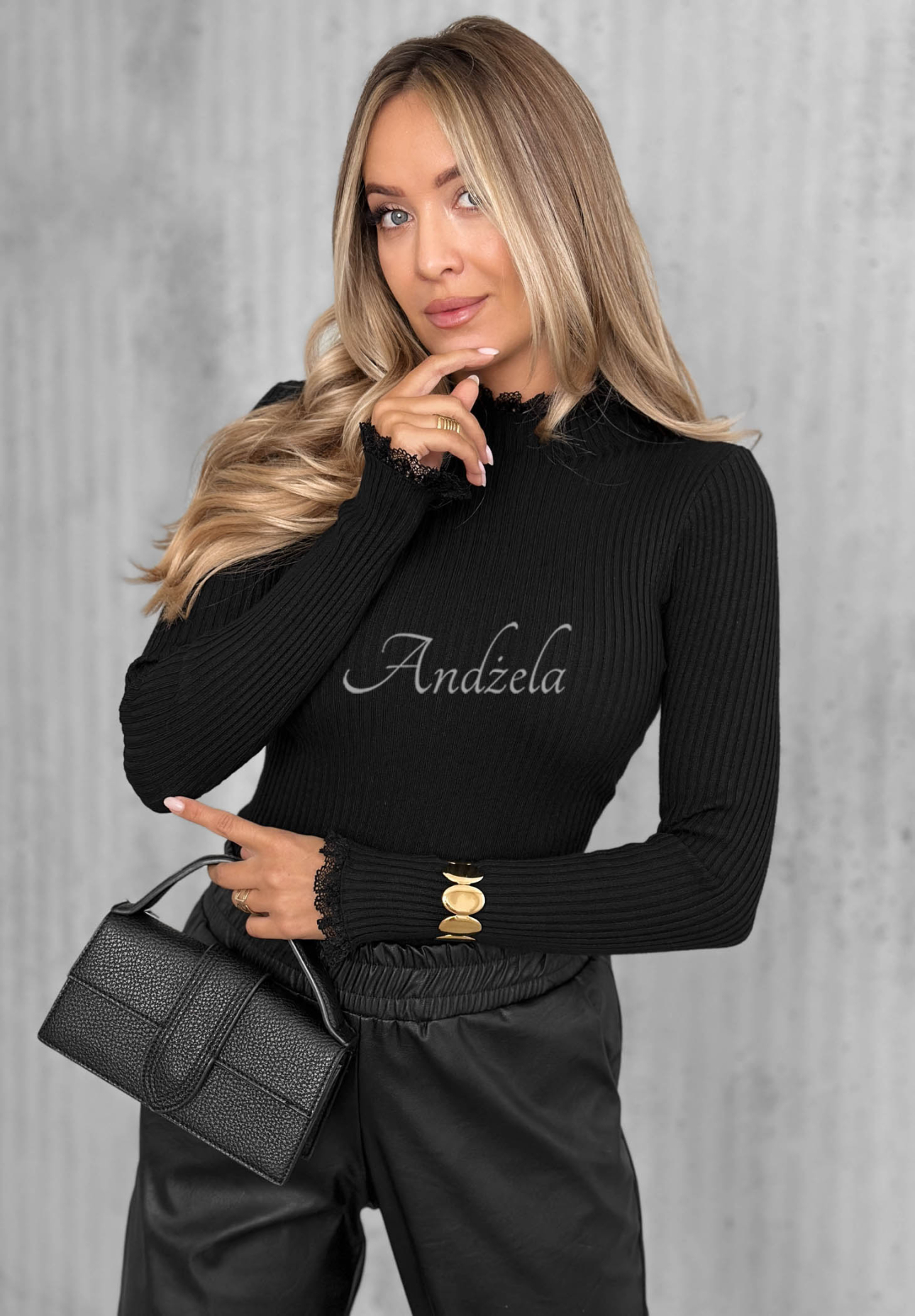 Gerippter Viskose-Pullover mit Spitze Subtle Mist Schwarz