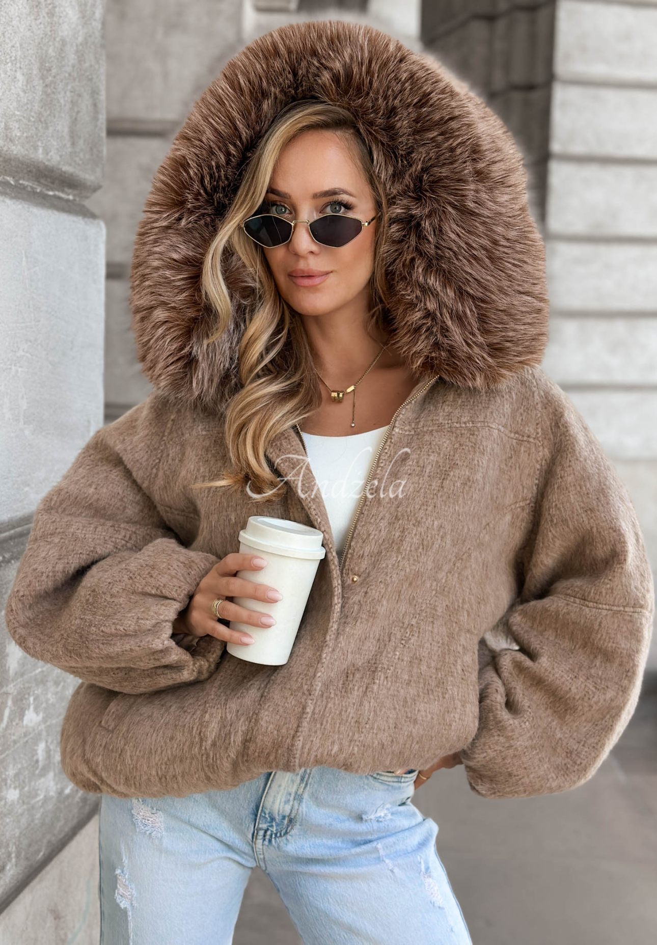 Kurze Bomberjacke aus Wolle und Pelz Cozy Story Camel