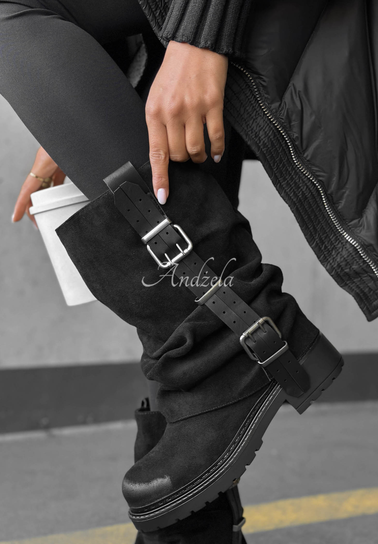 Wildleder-Bikerstiefel mit Schnallen Modern Way Schwarz