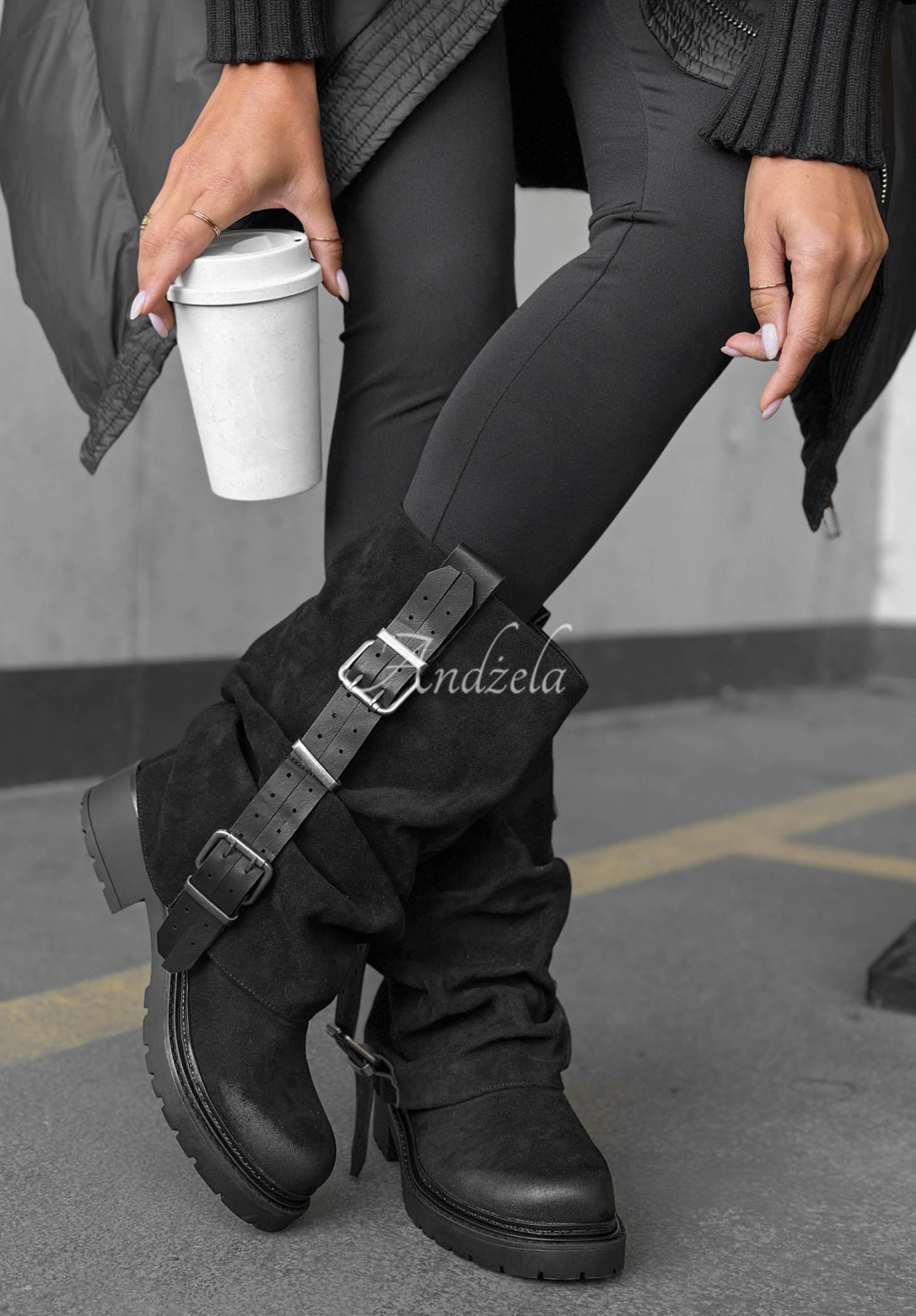Wildleder-Bikerstiefel mit Schnallen Modern Way Schwarz
