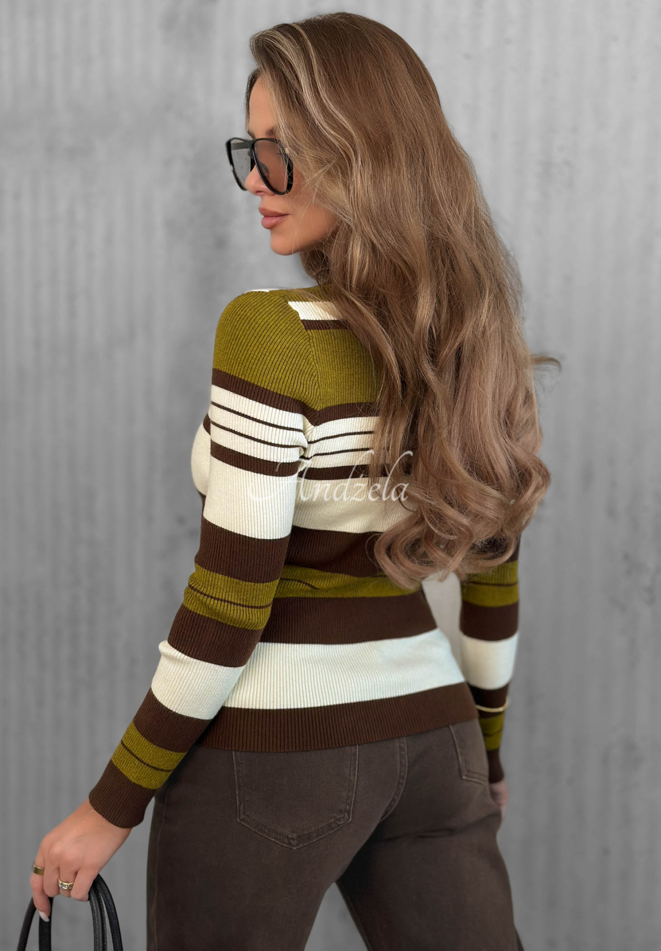 Gerippte Langarmbluse mit Kragen und Streifen Cozy Moments Khaki