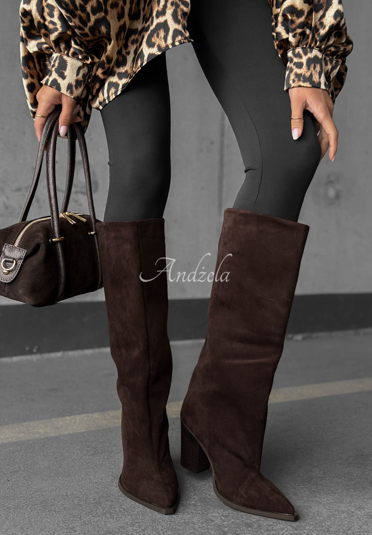 Lange Wildlederstiefel mit Blockabsatz Fall Style Schokoladenbraun