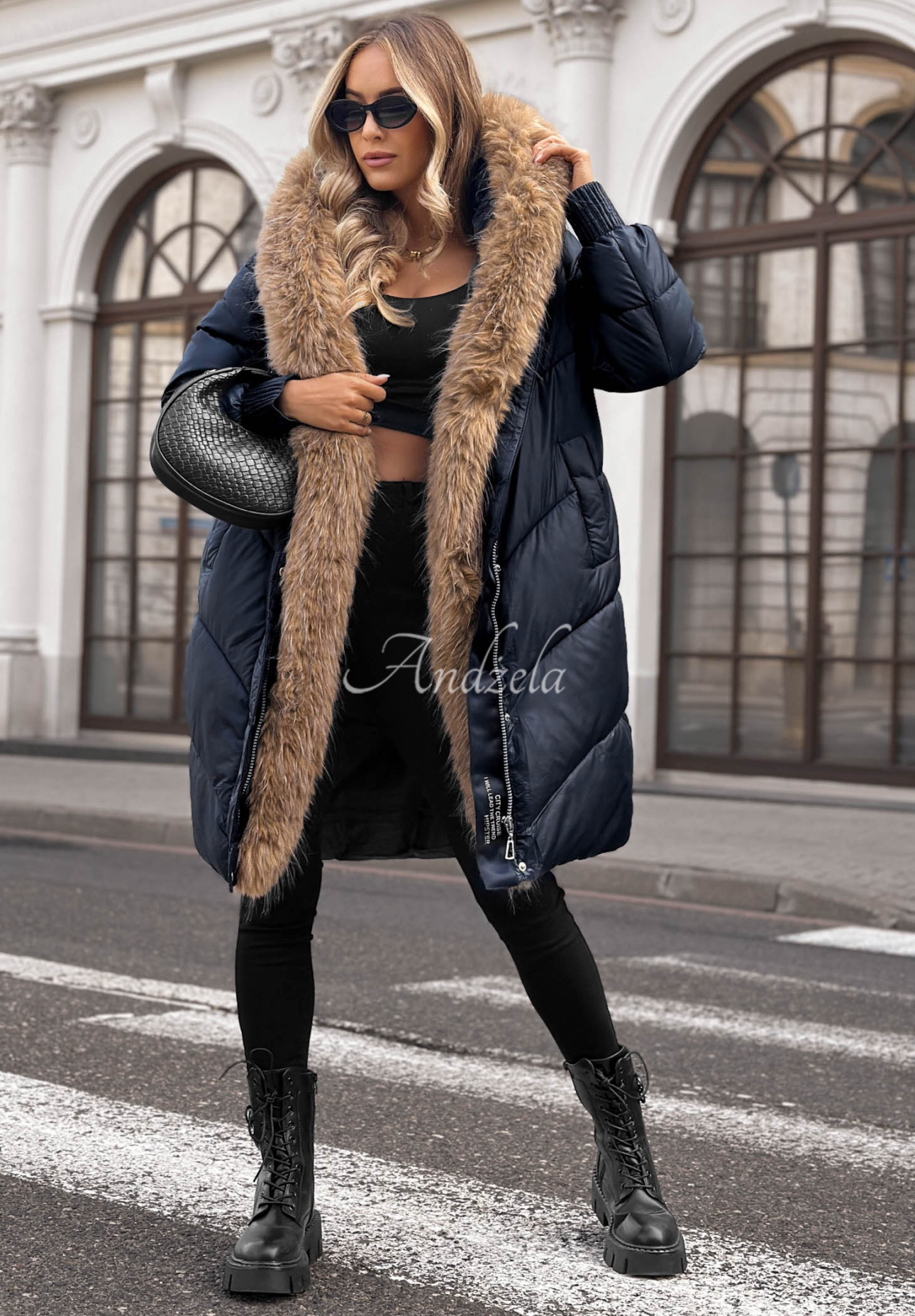 Lange Steppjacke mit Pelz Dusty Morning Dunkelblau