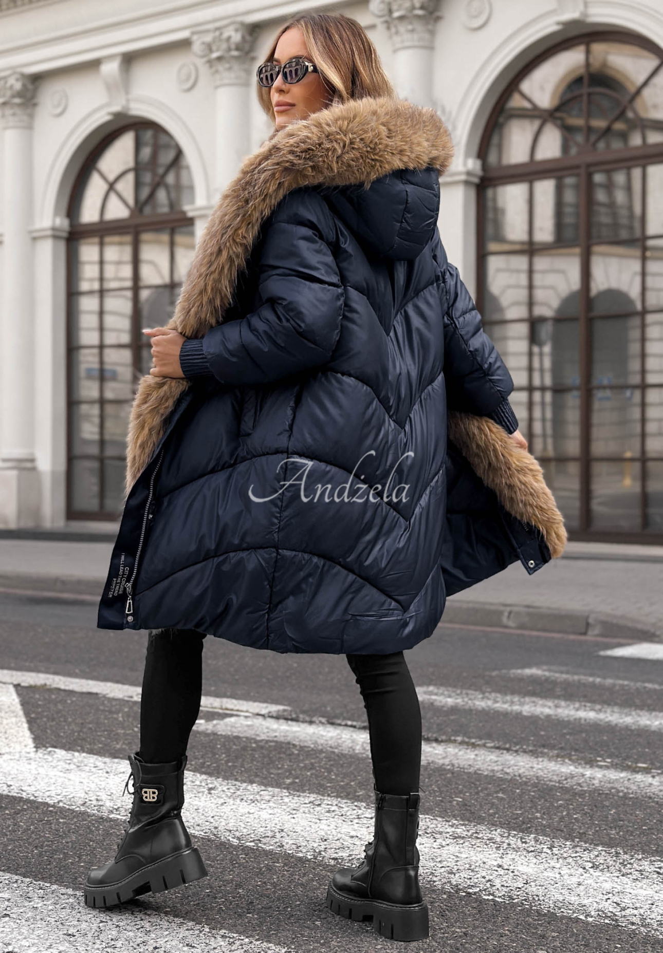 Lange Steppjacke mit Pelz Dusty Morning Dunkelblau