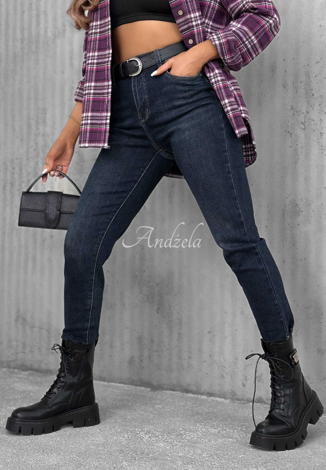 Jeanshose Mom-Fit mit Gürtel Something Better Dunkelblau