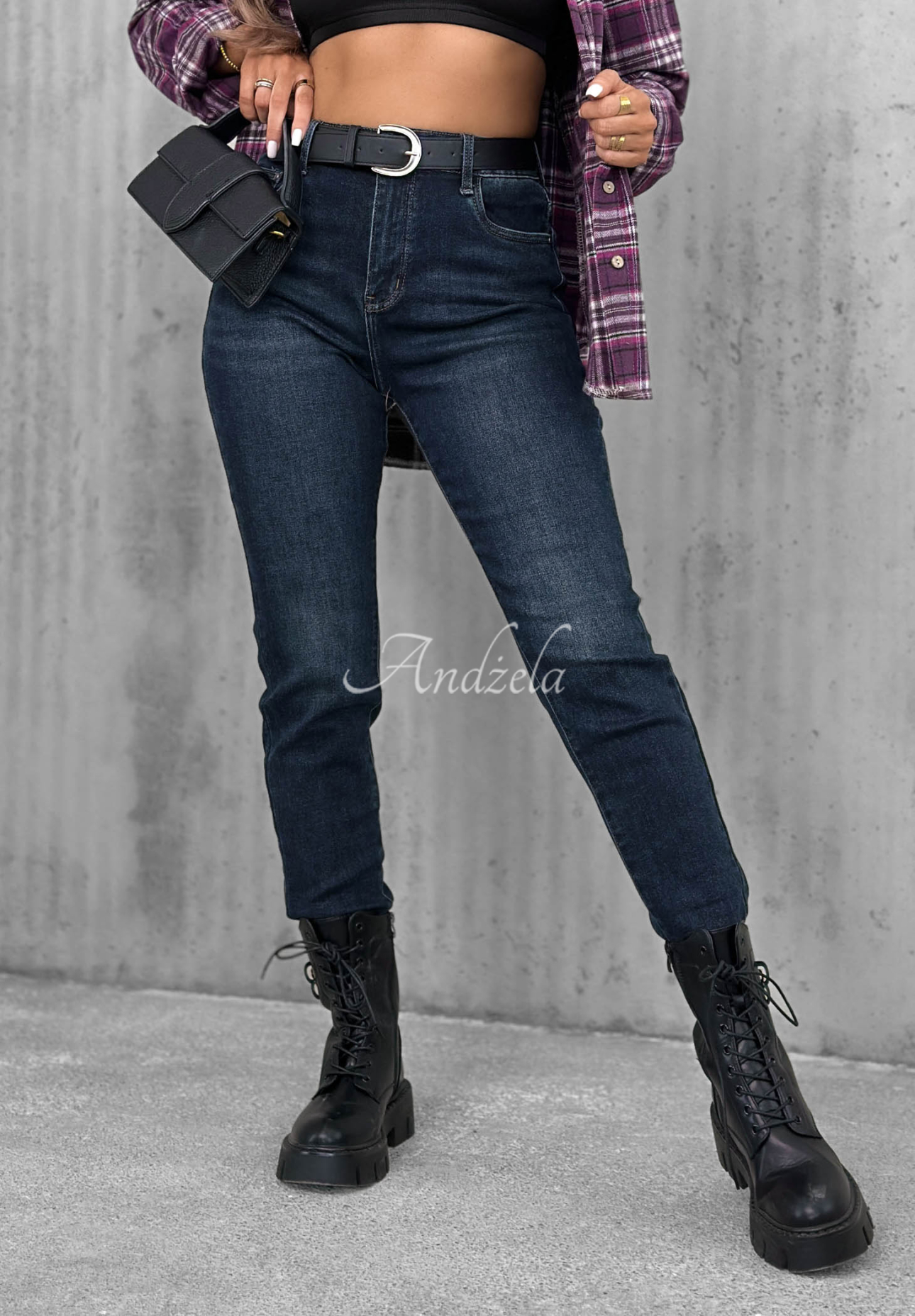 Jeanshose Mom-Fit mit Gürtel Something Better Dunkelblau