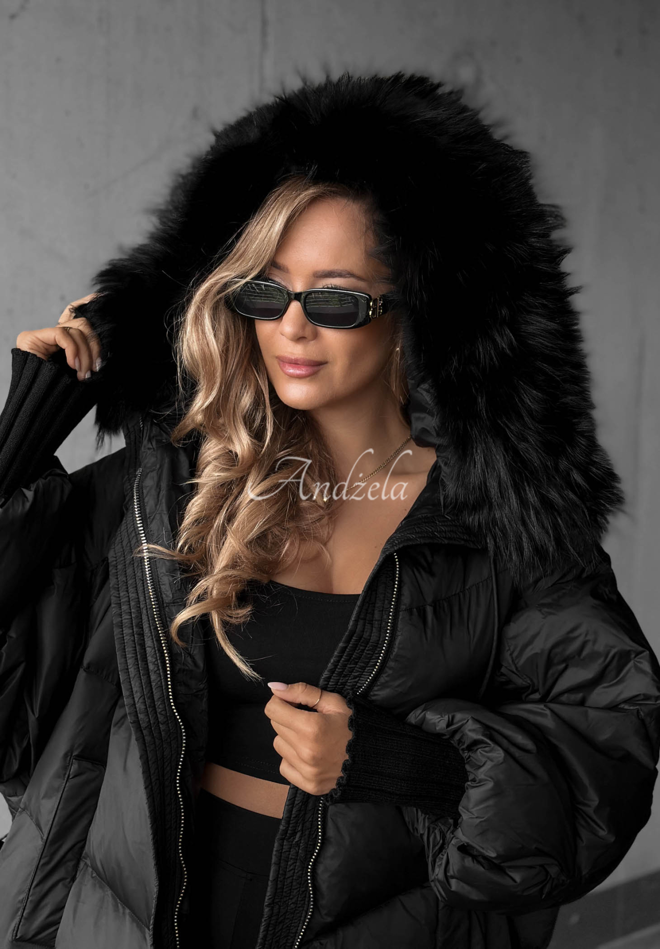 Lange Daunenjacke mit Kapuze und Pelz Shiny Frost Schwarz
