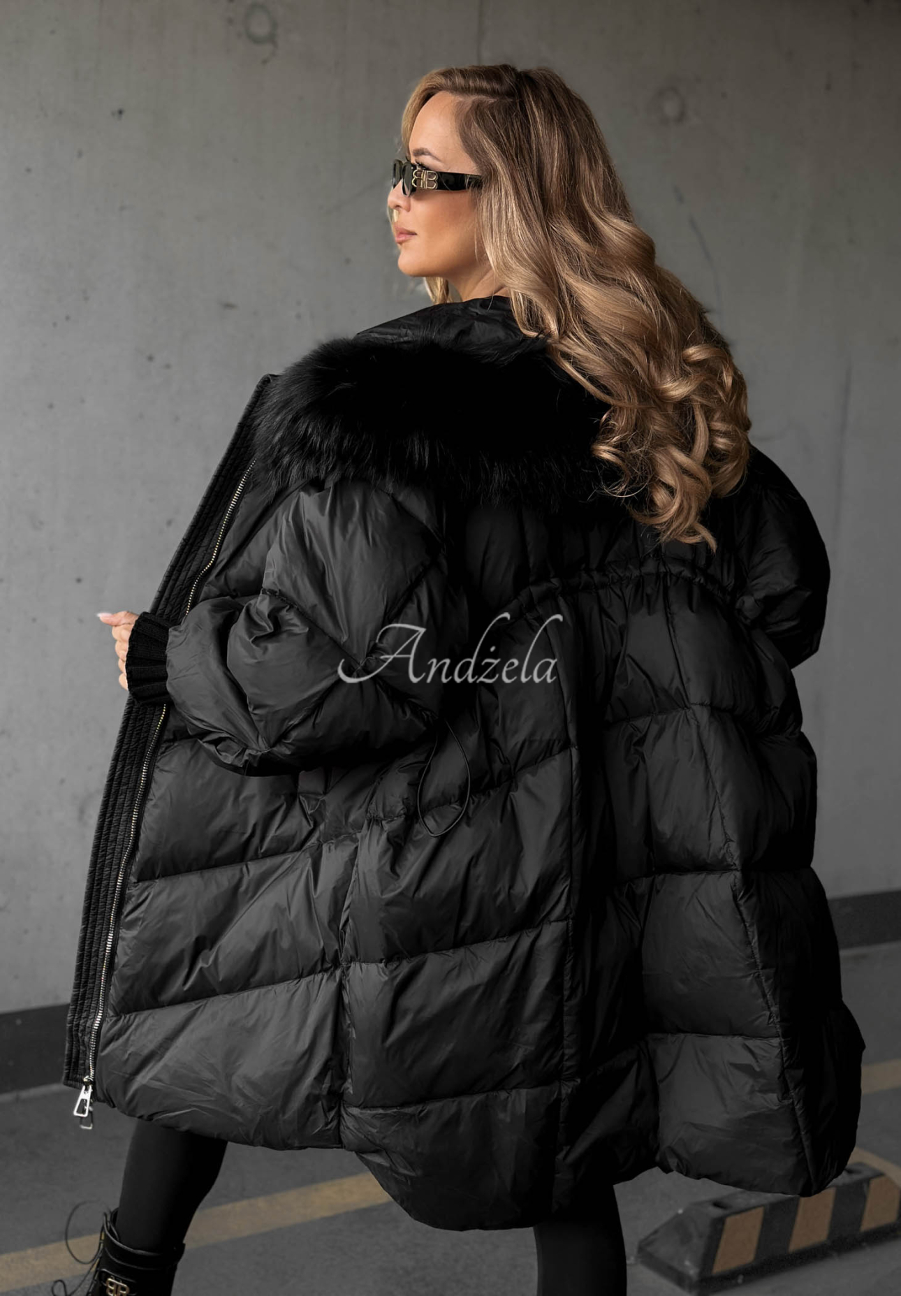 Lange Daunenjacke mit Kapuze und Pelz Shiny Frost Schwarz