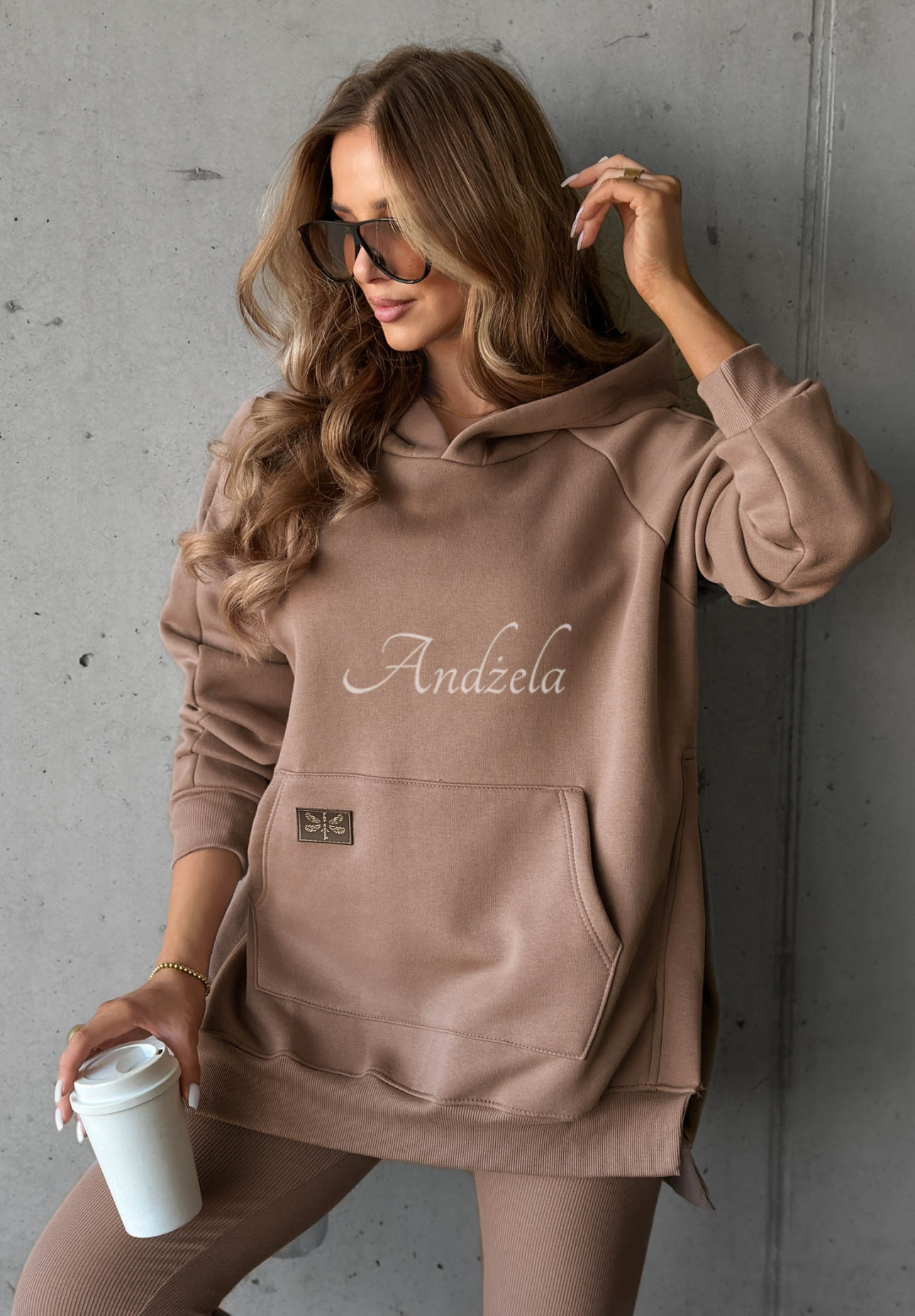Sweatshirt mit Tasche und Kapuze Siempre Mokkafarben