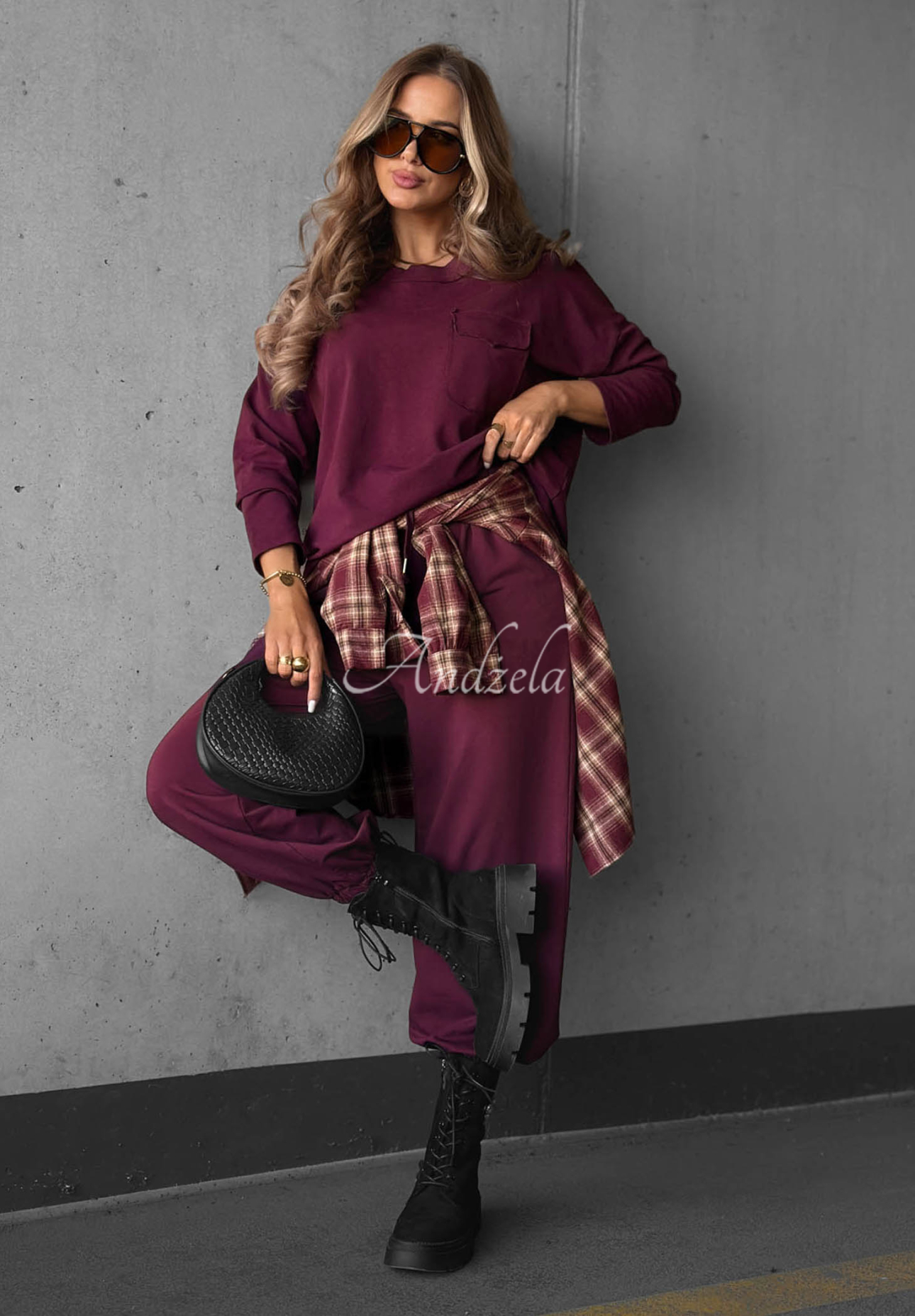 Baumwoll-Sweatshirt mit Tasche Simple Day Beerenfarben