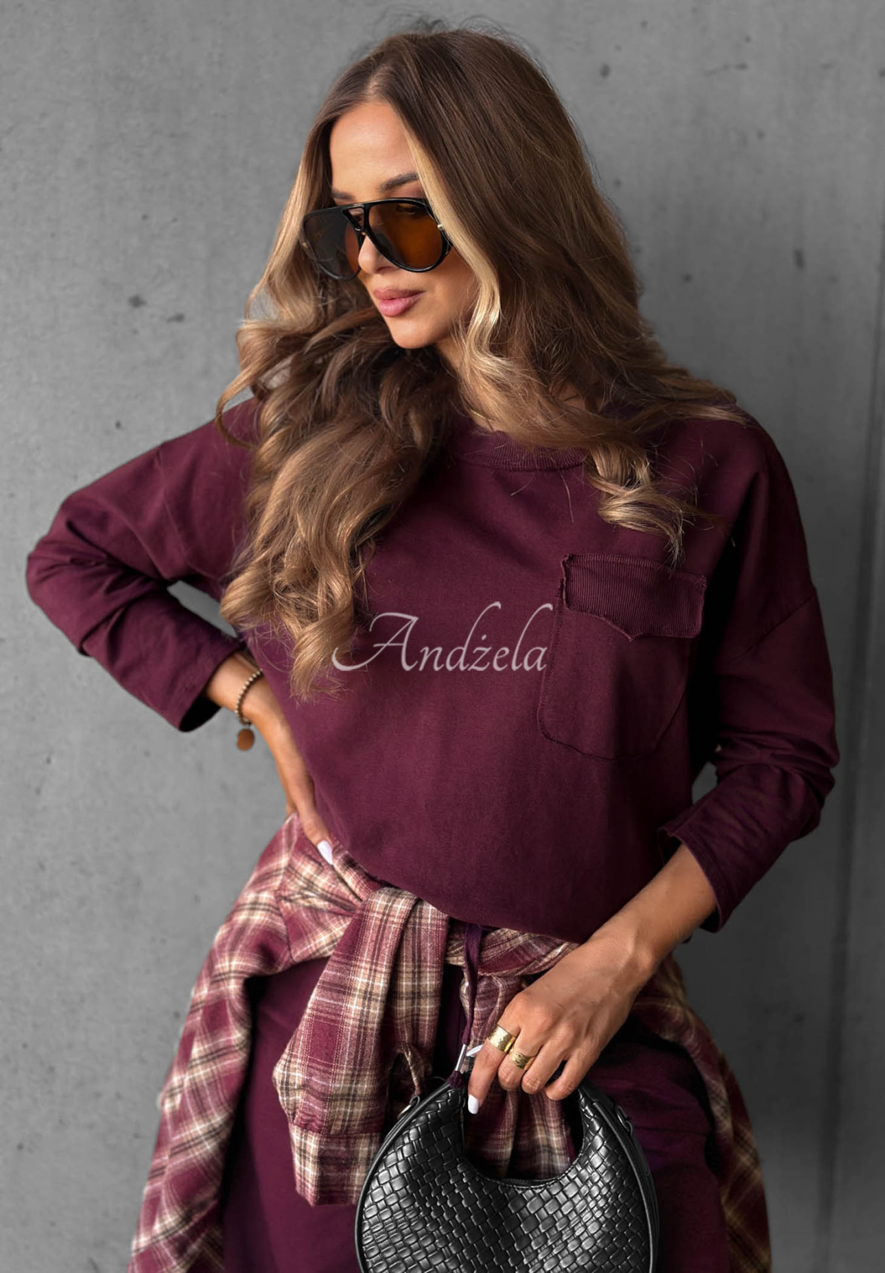 Baumwoll-Sweatshirt mit Tasche Simple Day Beerenfarben