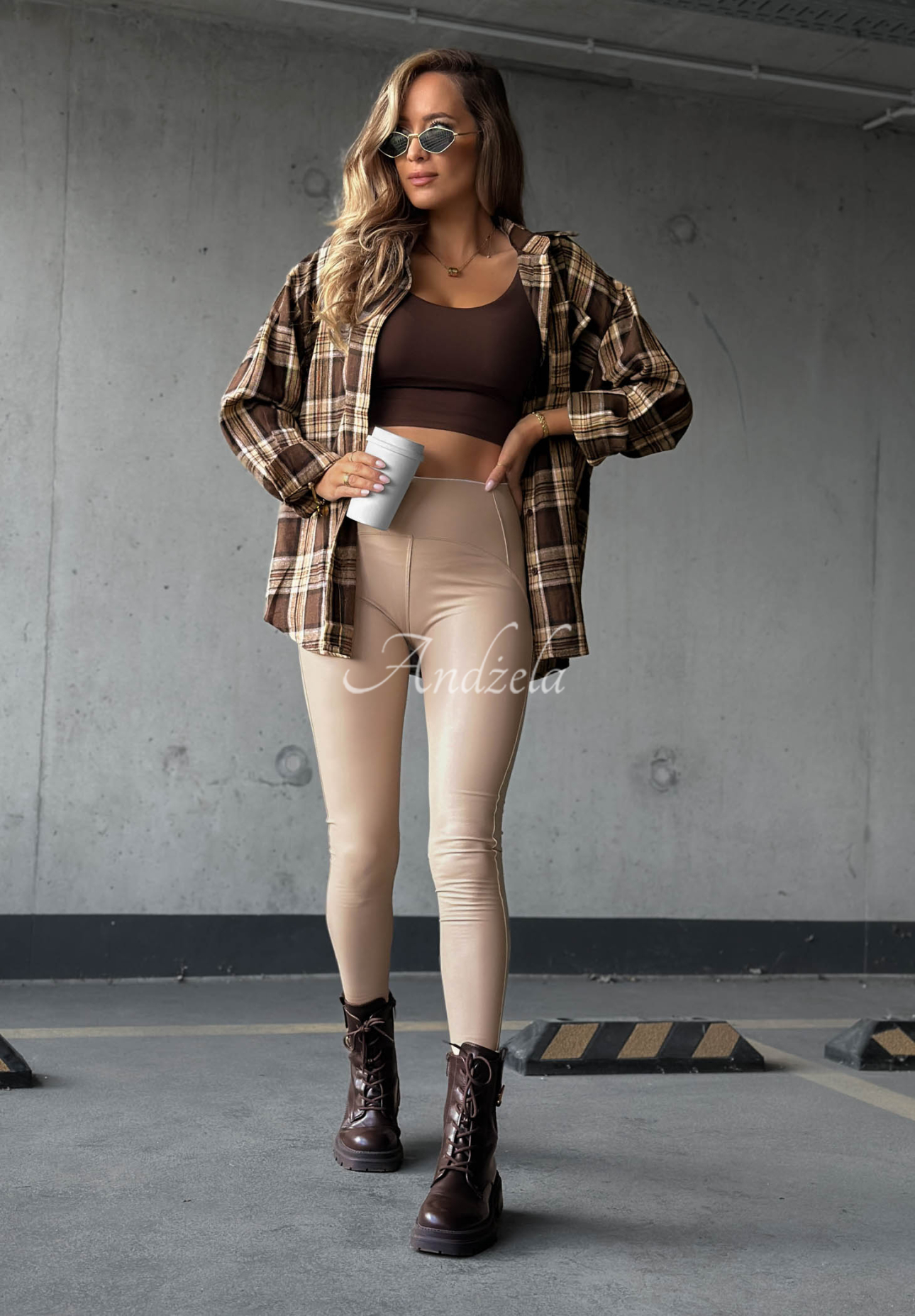 Leggings aus Lederimitat What’s Your Number Beige