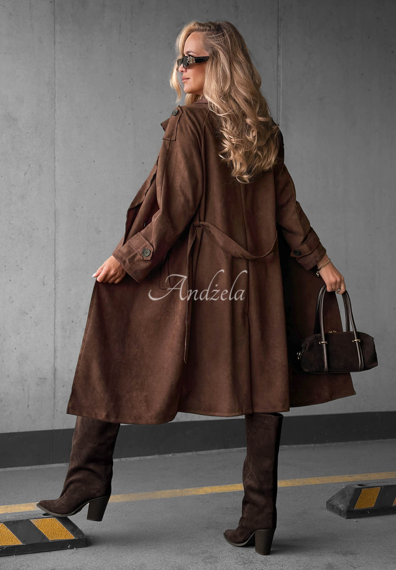 Zweireihiger Wildleder-Trenchcoat mit Gürtel Autumn Honey Schokoladenbraun