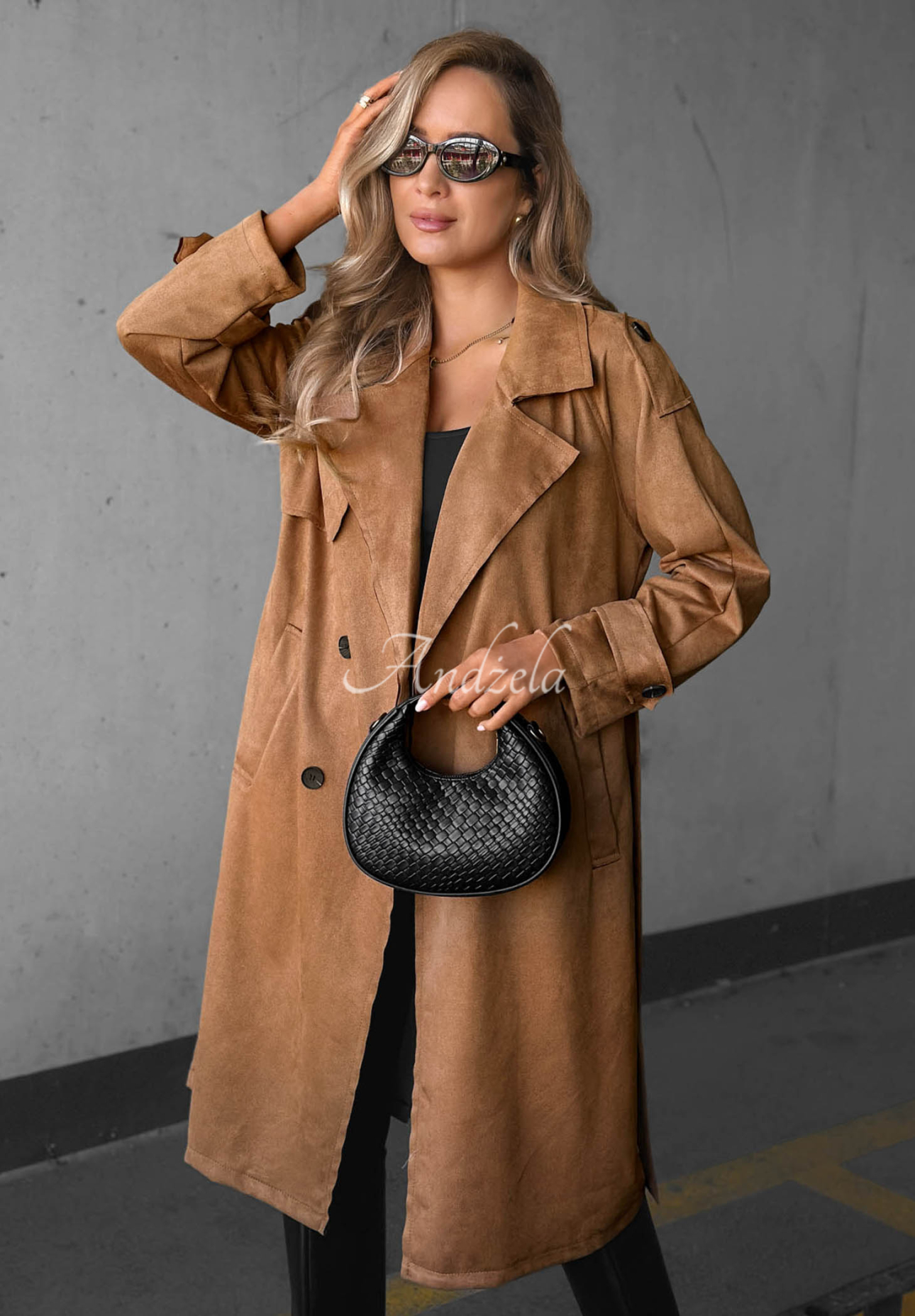 Zweireihiger Wildleder-Trenchcoat mit Gürtel Autumn Honey Camel