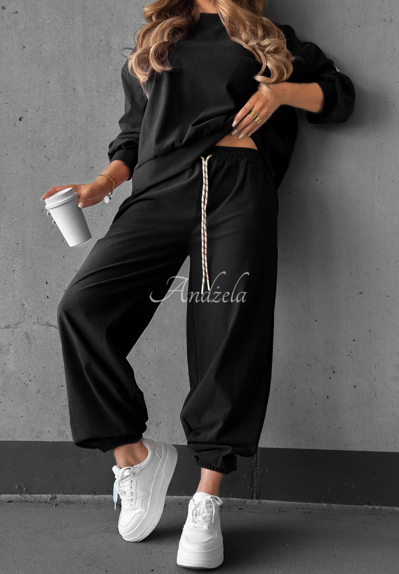 Trainingsanzug-Set aus Cord und Viskose Endless Comfort Schwarz