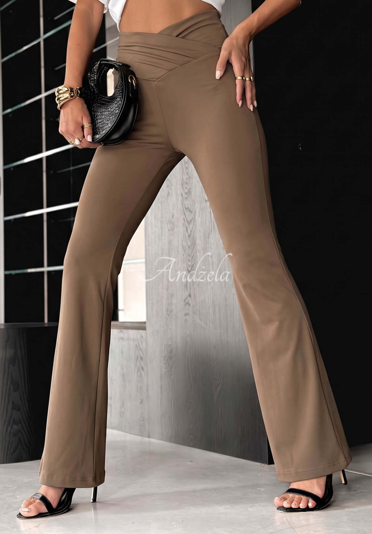 Ausgestellte Leggings aus Viskose mit Raffungen Talk With Me Camel