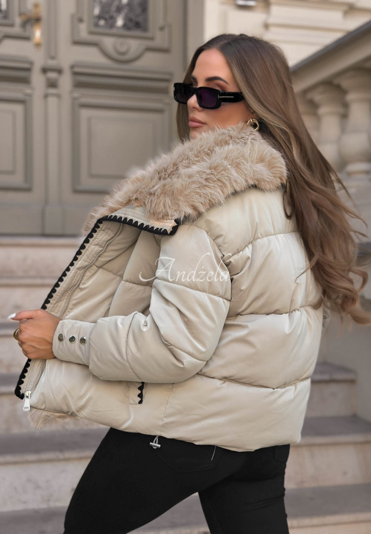 Kurze Steppjacke mit Pelz Alpine Cozy Beige