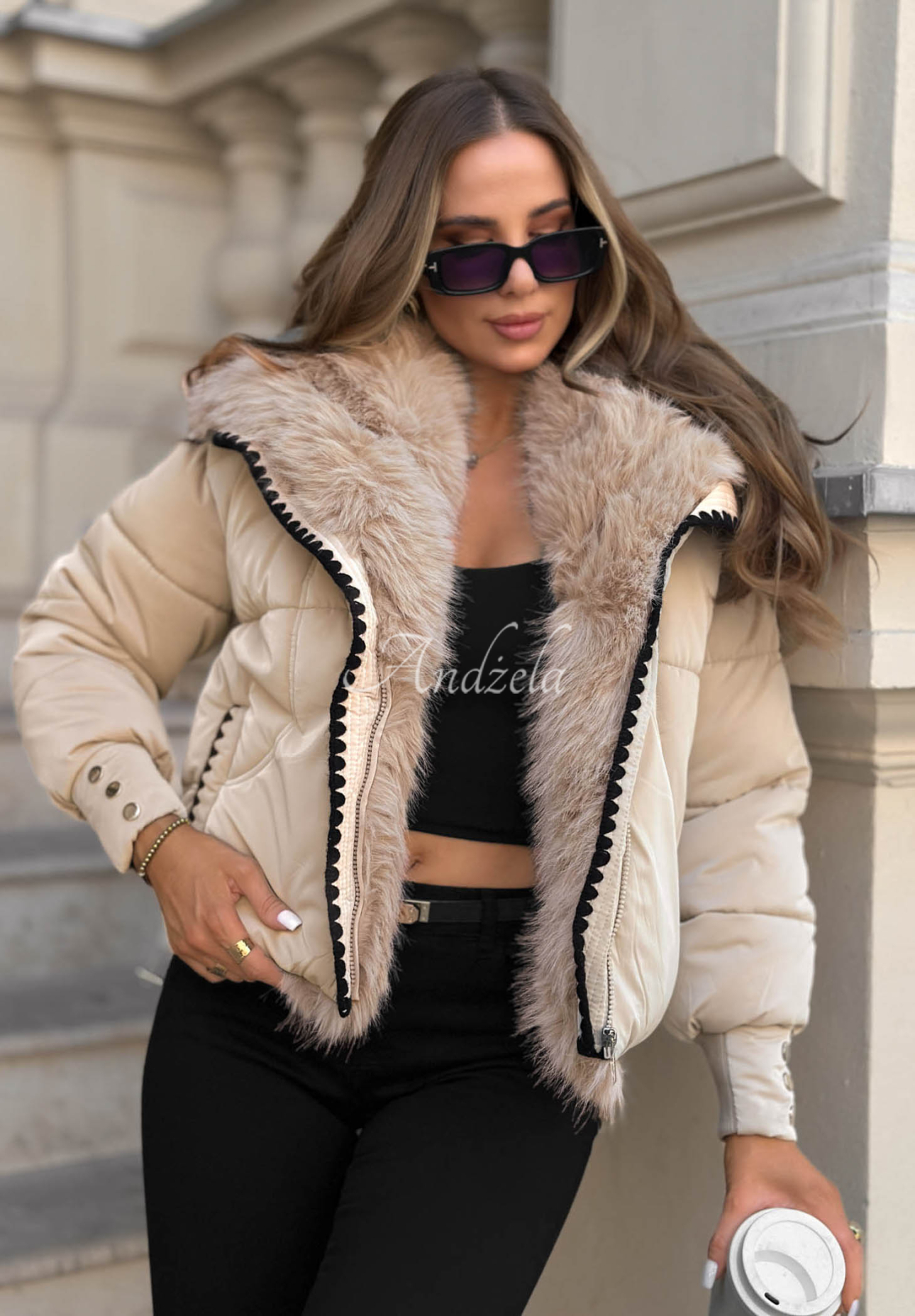 Kurze Steppjacke mit Pelz Alpine Cozy Beige