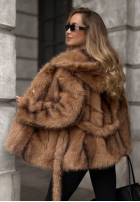 Krótki Mantel futerko z kapturem October Story Camel