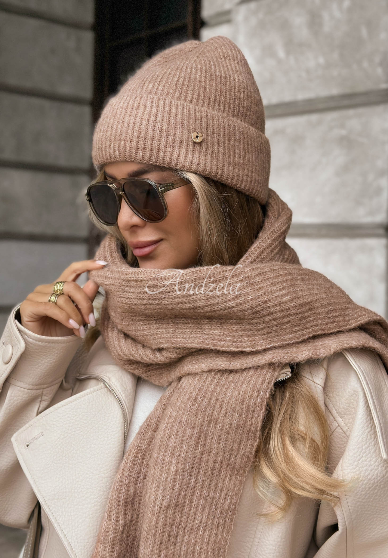 Mütze aus Merinowolle und Mohair Snowfall Charm Mokkafarben