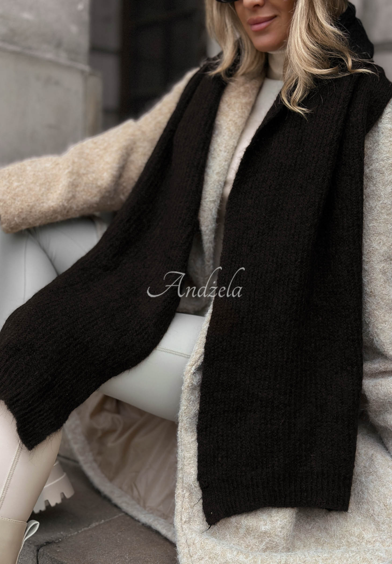 Schal aus Merinowolle und Mohair Snowfall Charm Schwarz