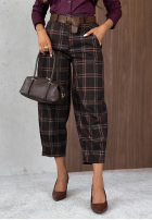 Material Hose mom fit w kratę z paskiem Warm Desire Schokoladenbraun