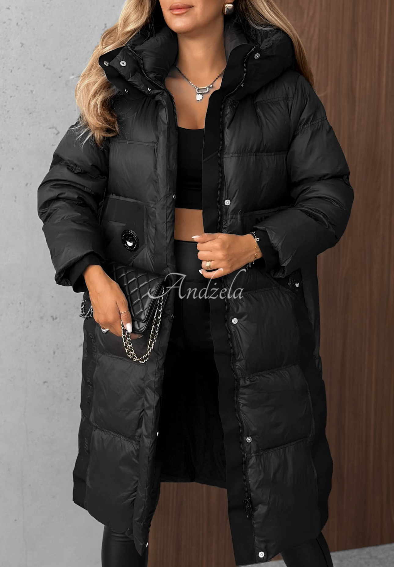 Lange Daunenjacke mit Steppung Need You Schwarz