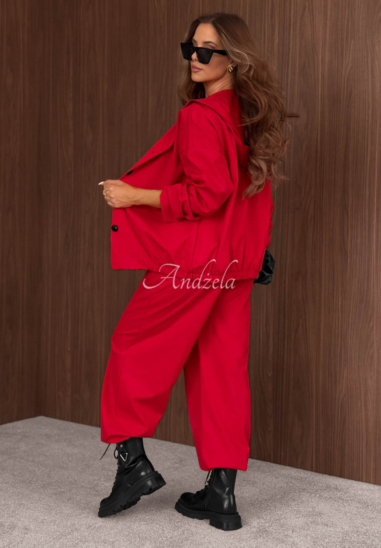 Viskose-Set: Sweatshirt mit Kapuze und Hose Rainy Ritual Rot