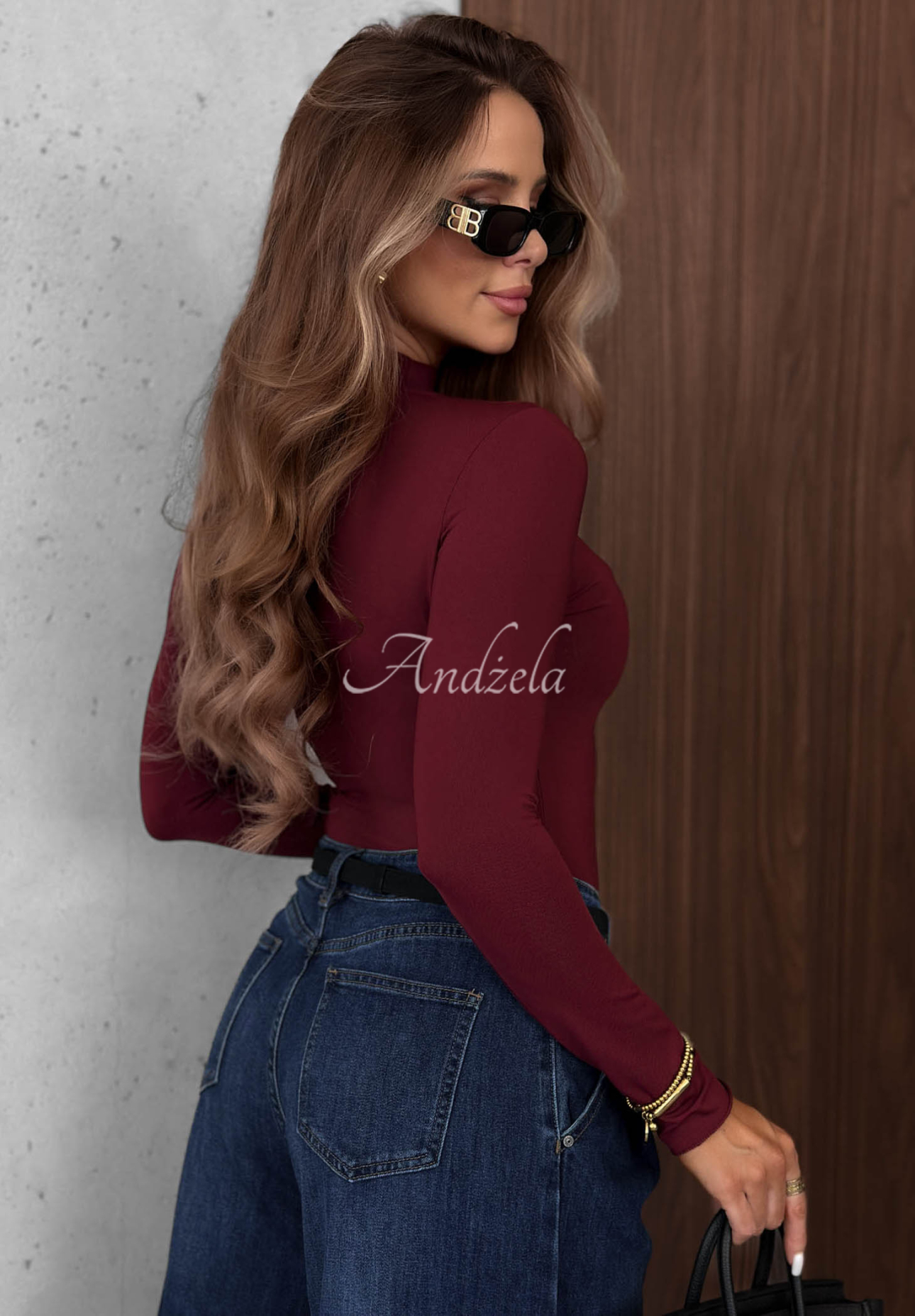 Langärmlige Viskosebluse mit Rollkragen Femme Desire Burgunderrot