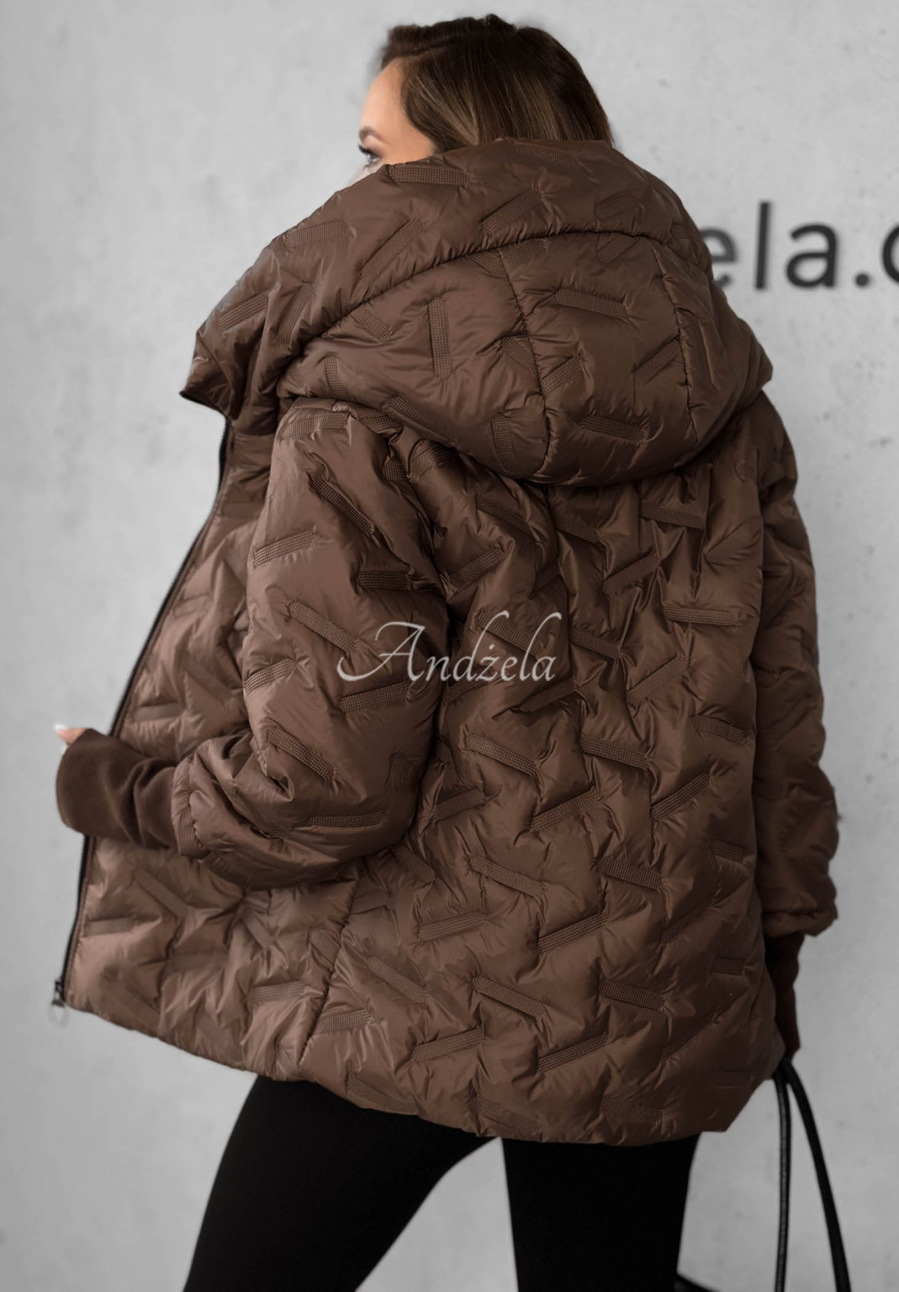 Gesteppte Jacke mit Kapuze Autumn Edge Schokoladenbraun