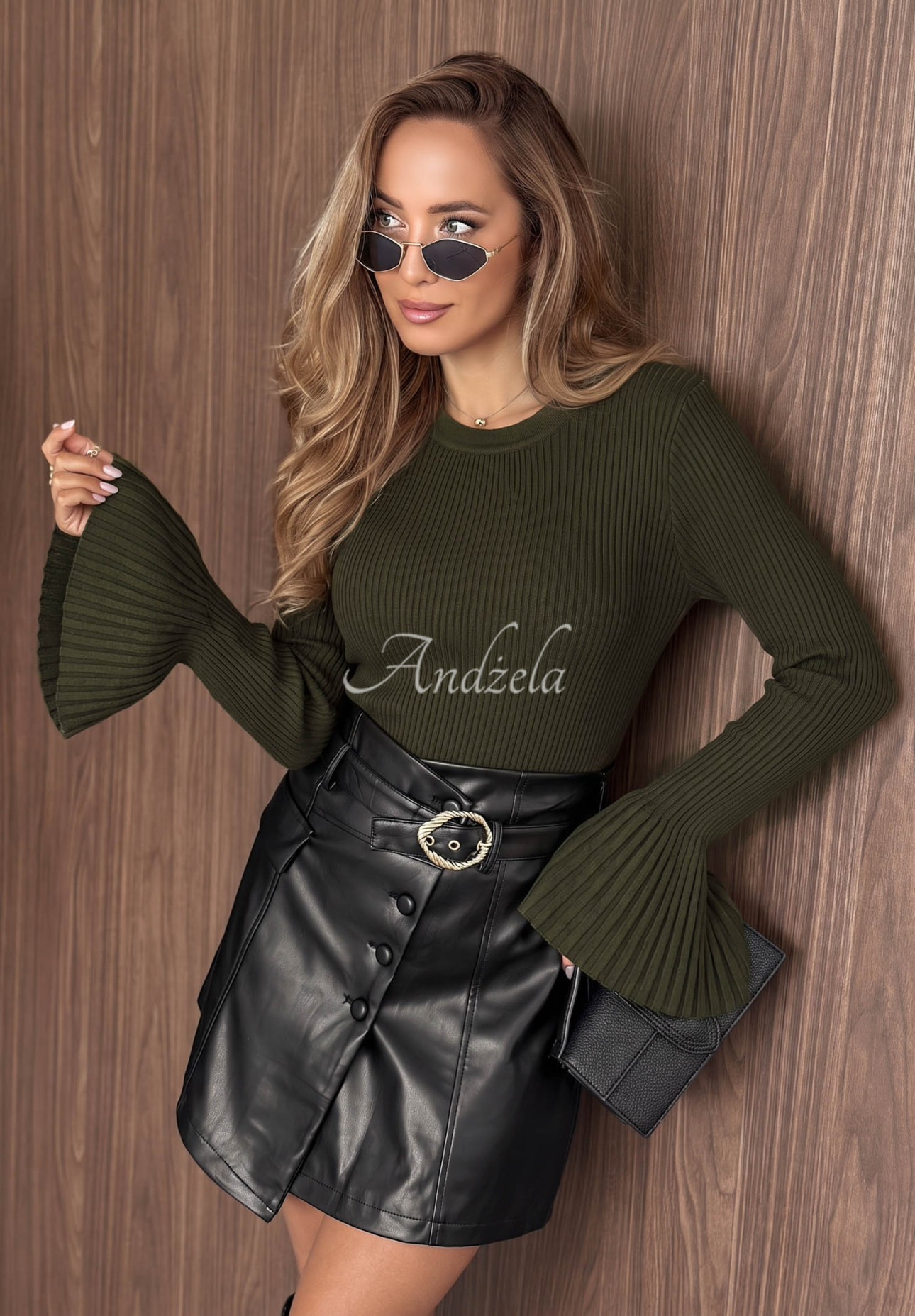 Gerippter Viskosepullover mit weiten Ärmeln Sunny Primrose Khaki