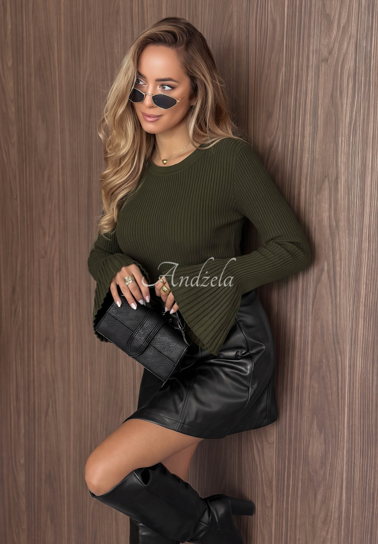 Gerippter Viskosepullover mit weiten Ärmeln Sunny Primrose Khaki