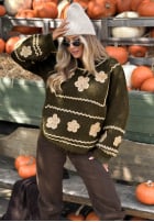 Pullover z haftowanymi kwiatami Misty Fleur Schokoladenbraun