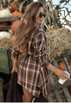 Koszulowa Kleid w kratę z paskiem Cinnamon Girl Schokoladenbraun