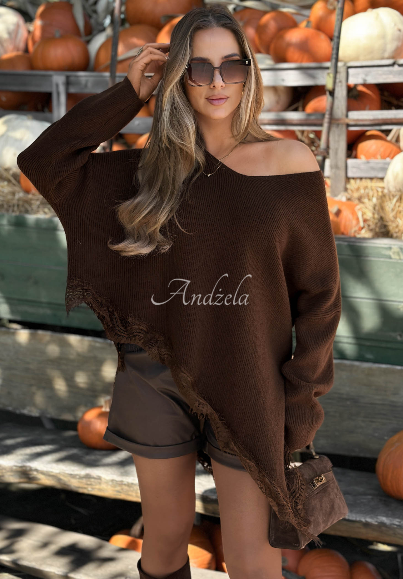 Asymmetrischer Spitzenpullover aus Wolle und Viskose Sweet Seduction Schokoladenbraun