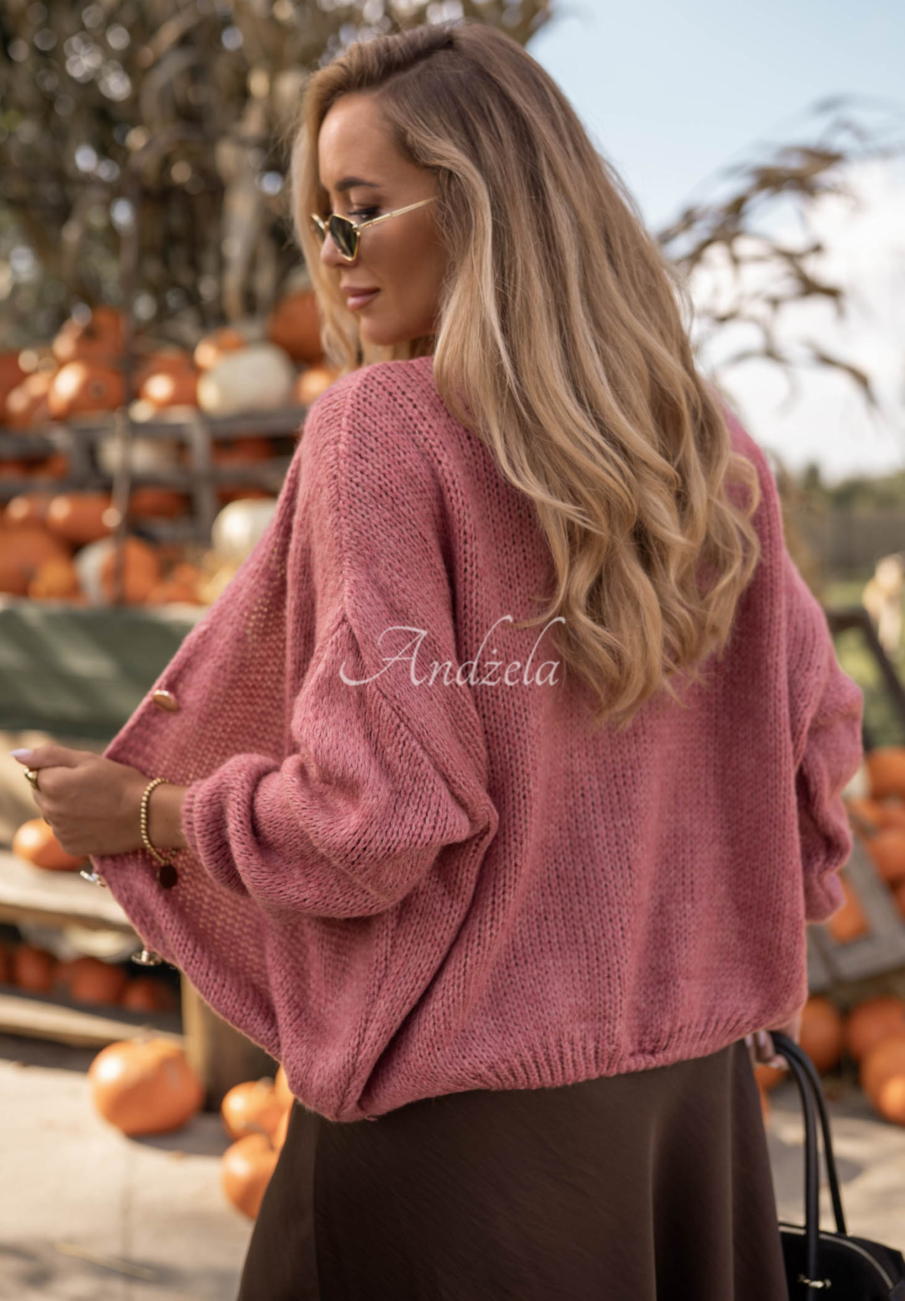 Kurzer Oversize-Cardigan mit Verschluss Cloud Touch Himbeerrot