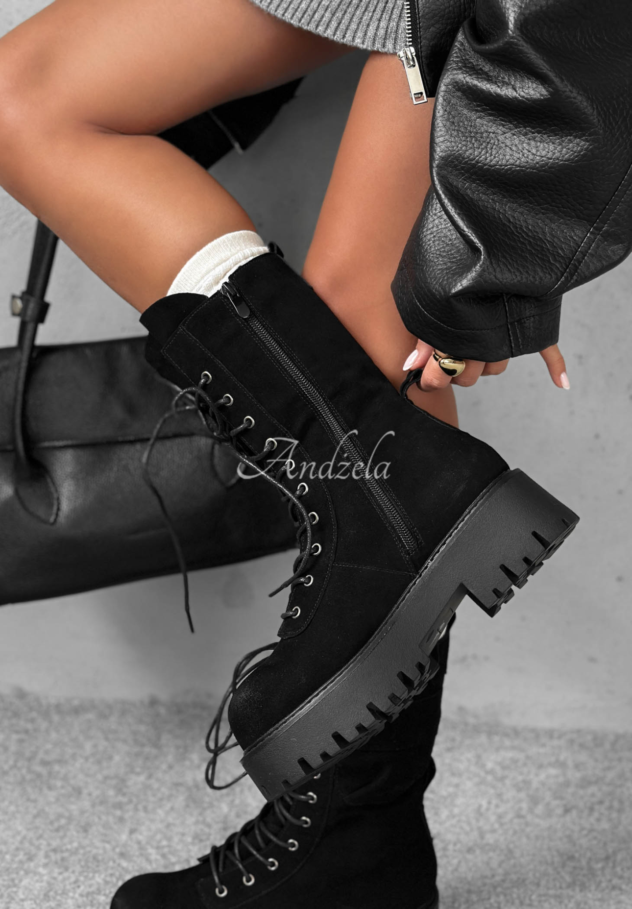 Wildleder-Arbeitsstiefel Cold Mornings Schwarz